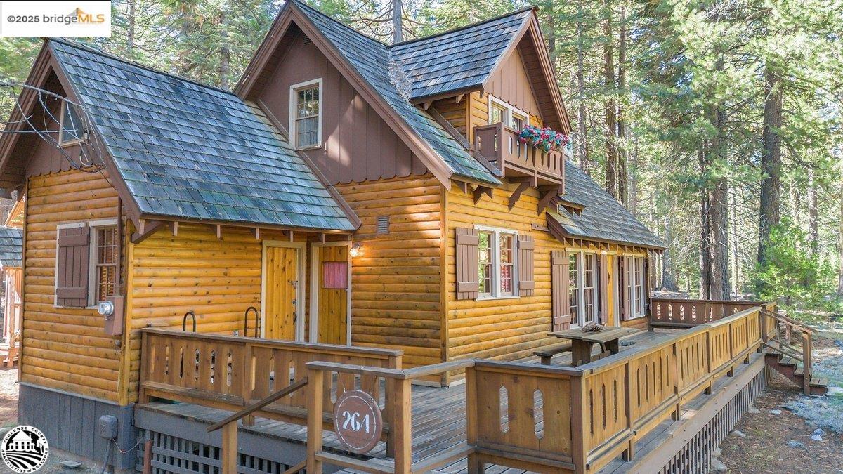 Detail Gallery Image 3 of 45 For 264 Sugarpine, Pinecrest,  CA 95364 - 2 Beds | 1 Baths