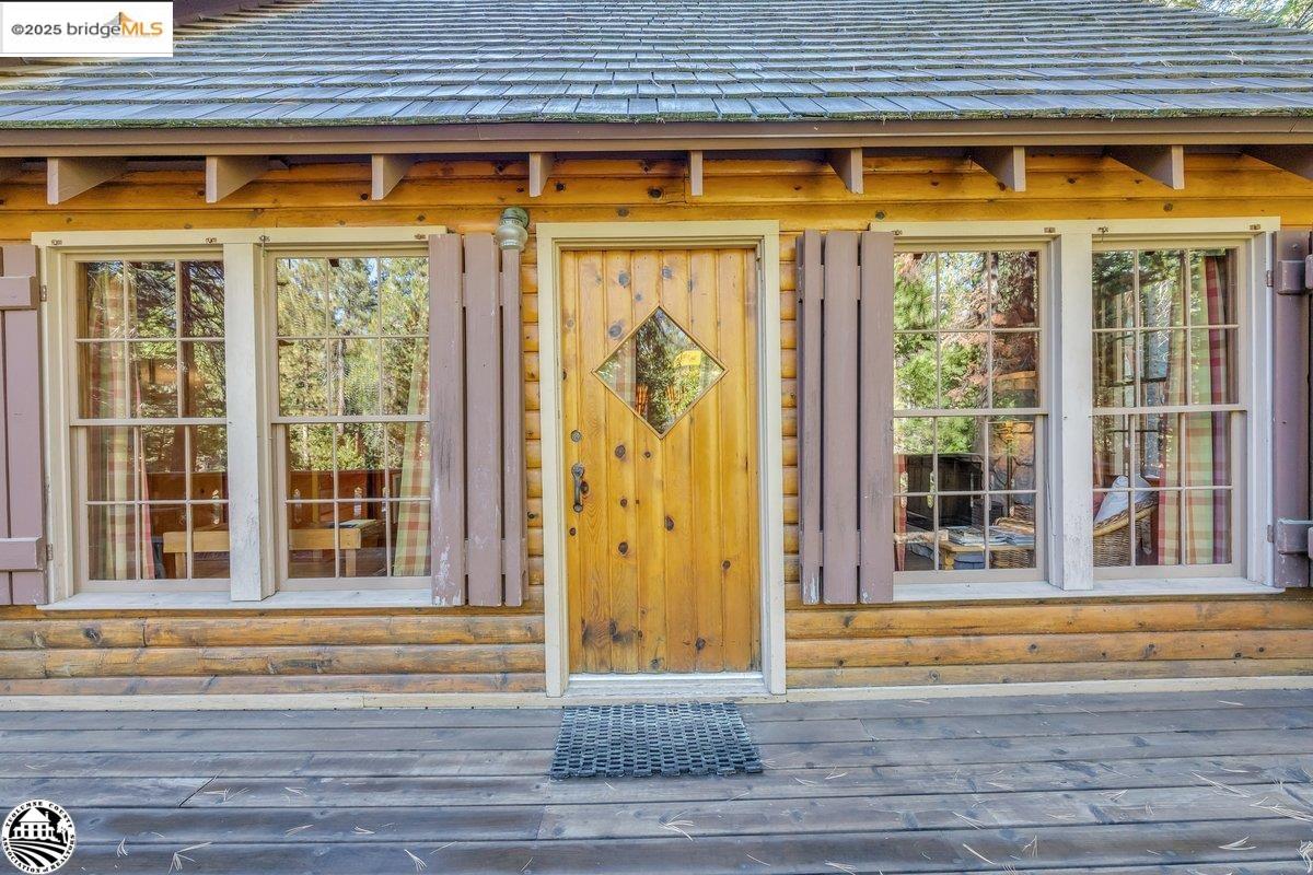 Detail Gallery Image 4 of 45 For 264 Sugarpine, Pinecrest,  CA 95364 - 2 Beds | 1 Baths