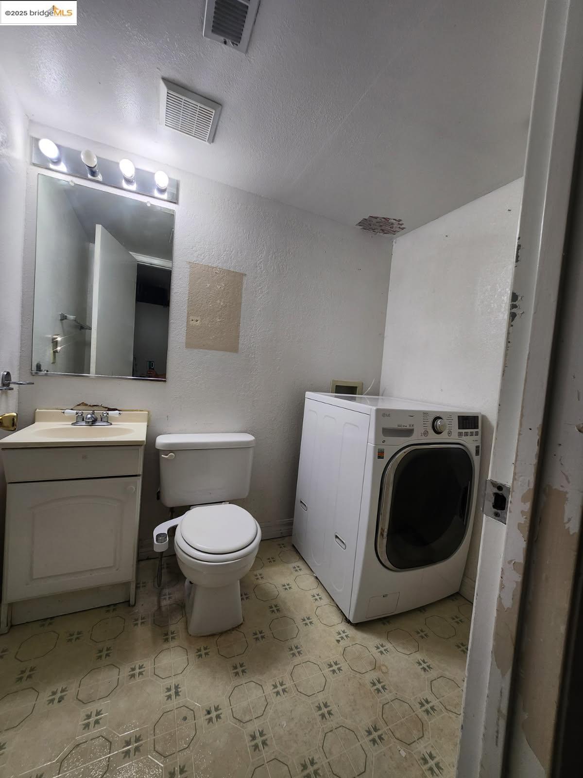 Detail Gallery Image 14 of 20 For 355 Parkview Ter #I-1,  Vallejo,  CA 94589 - 2 Beds | 1/1 Baths
