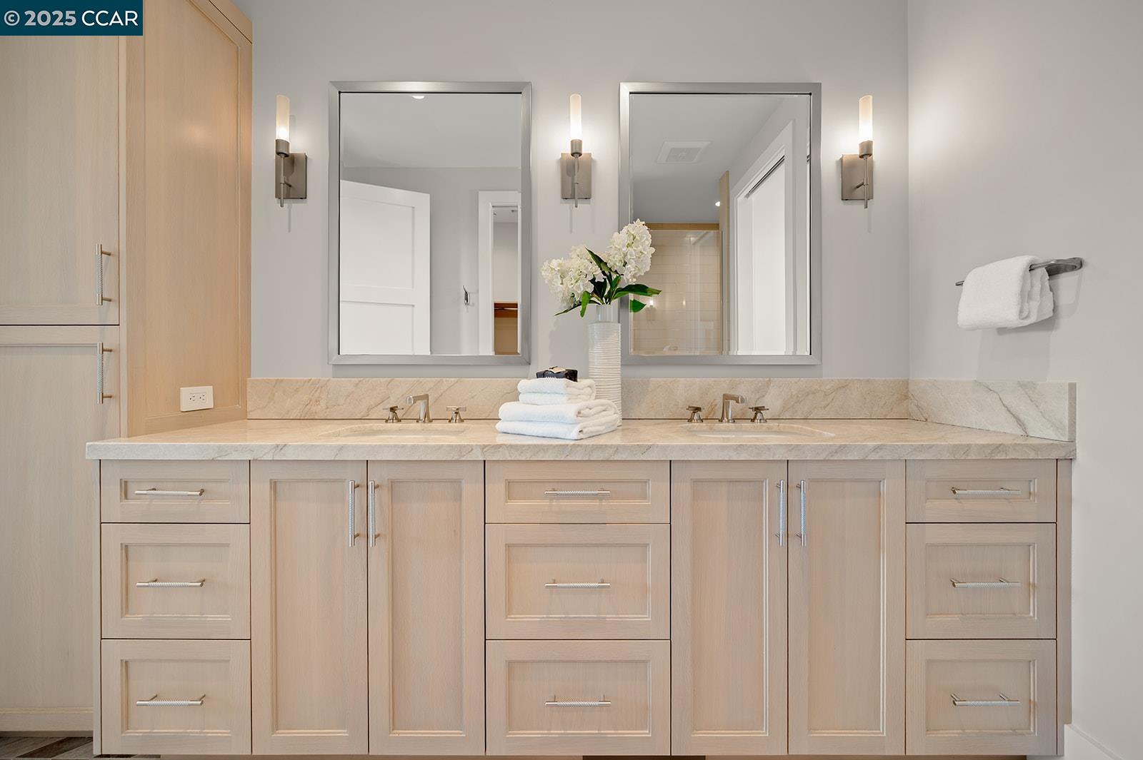 Detail Gallery Image 37 of 52 For 11 Lucas Ranch Ct, Lafayette,  CA 94549 - 5 Beds | 4/2 Baths