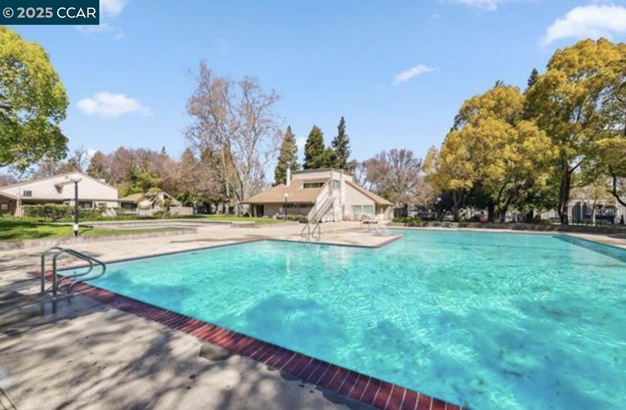 Detail Gallery Image 27 of 32 For 5239 Riverdale Ct., Pleasanton,  CA 94588 - 3 Beds | 2/1 Baths