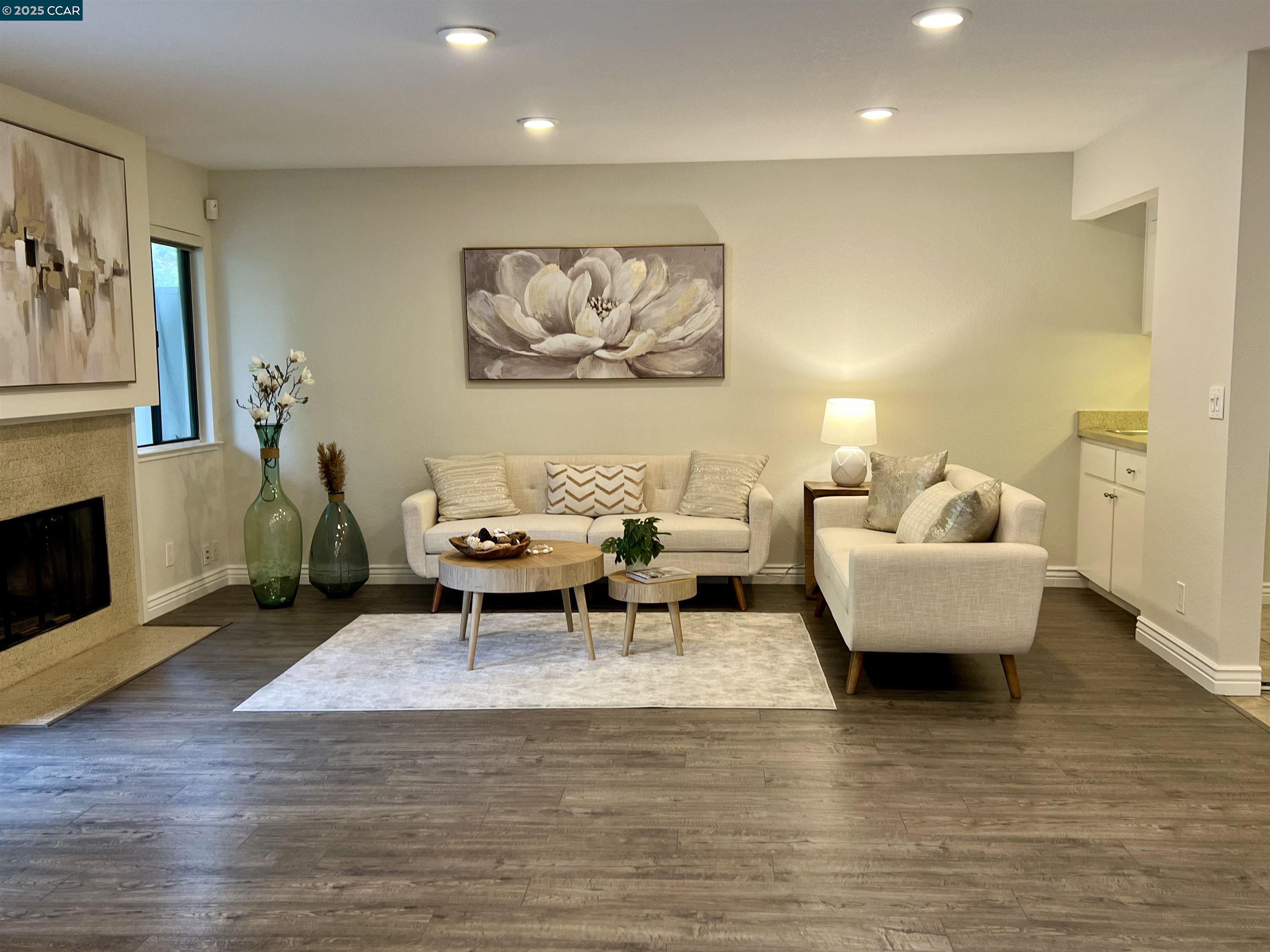 Photo #9: 41105565 Listing: Photo #9