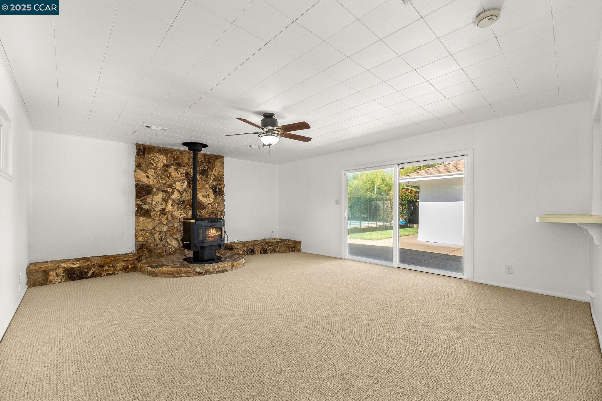 Detail Gallery Image 15 of 36 For 277 Gloria Dr, Pleasant Hill,  CA 94523 - 3 Beds | 2 Baths