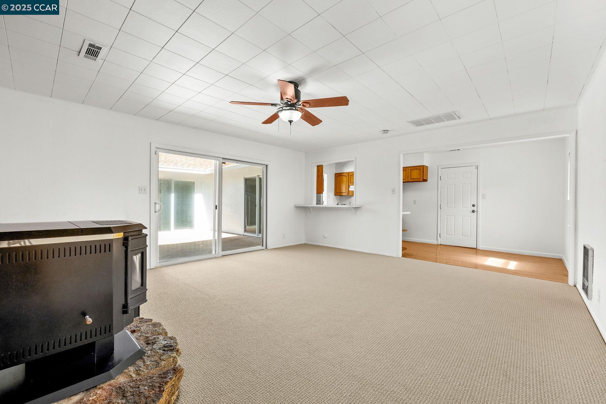 Detail Gallery Image 17 of 36 For 277 Gloria Dr, Pleasant Hill,  CA 94523 - 3 Beds | 2 Baths