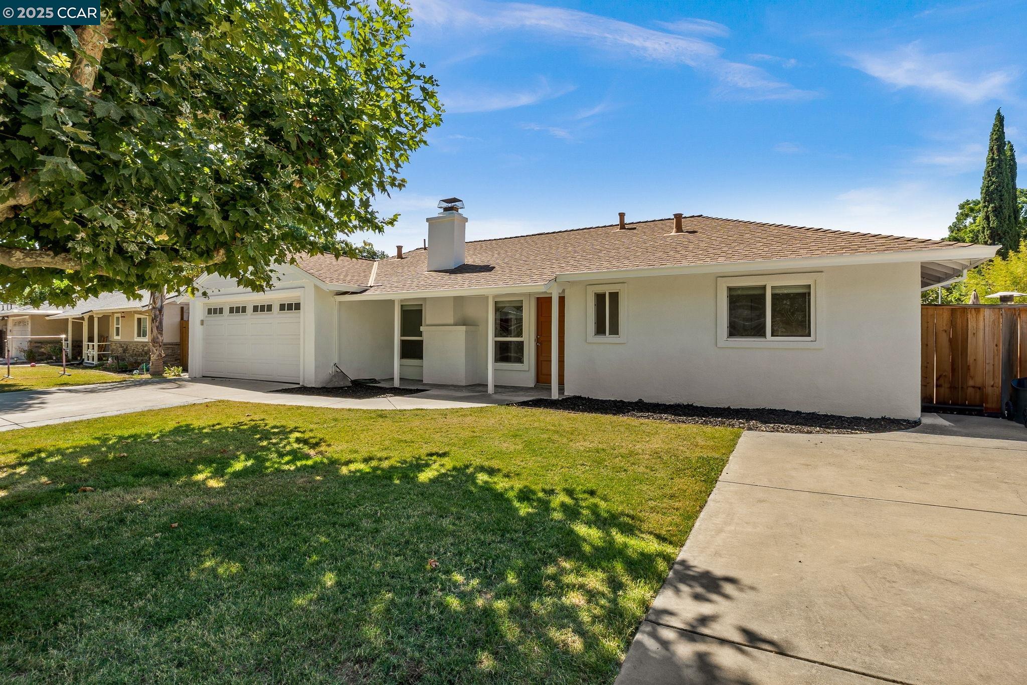 Detail Gallery Image 3 of 36 For 277 Gloria Dr, Pleasant Hill,  CA 94523 - 3 Beds | 2 Baths