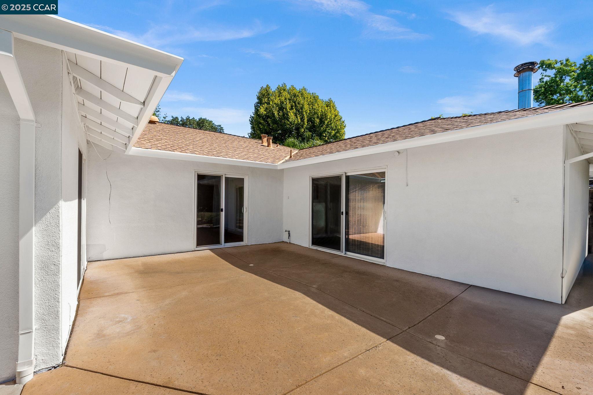 Detail Gallery Image 35 of 36 For 277 Gloria Dr, Pleasant Hill,  CA 94523 - 3 Beds | 2 Baths