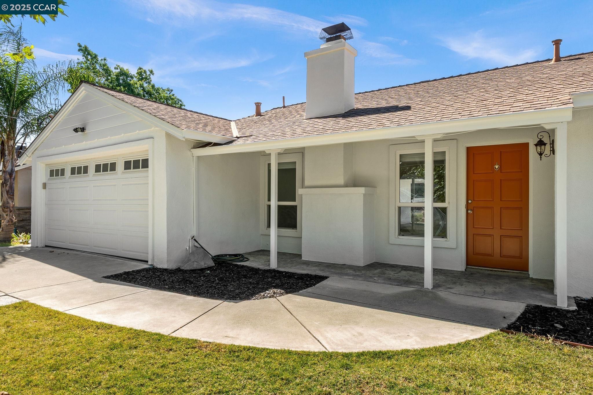 Detail Gallery Image 4 of 36 For 277 Gloria Dr, Pleasant Hill,  CA 94523 - 3 Beds | 2 Baths