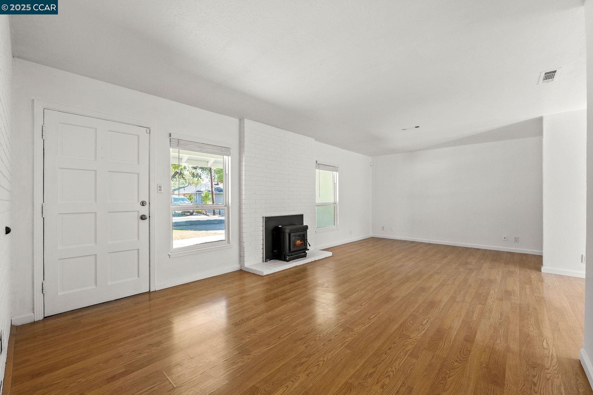 Detail Gallery Image 7 of 36 For 277 Gloria Dr, Pleasant Hill,  CA 94523 - 3 Beds | 2 Baths