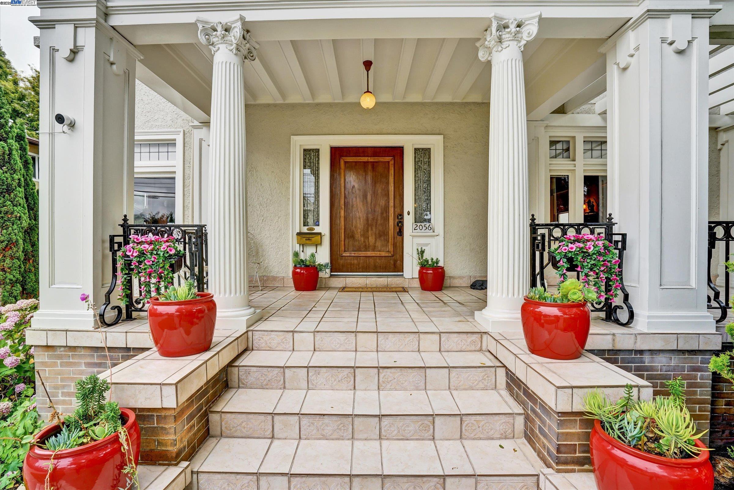 Detail Gallery Image 3 of 51 For 2056 Santa Clara Ave, Alameda,  CA 94501 - 5 Beds | 1/2 Baths