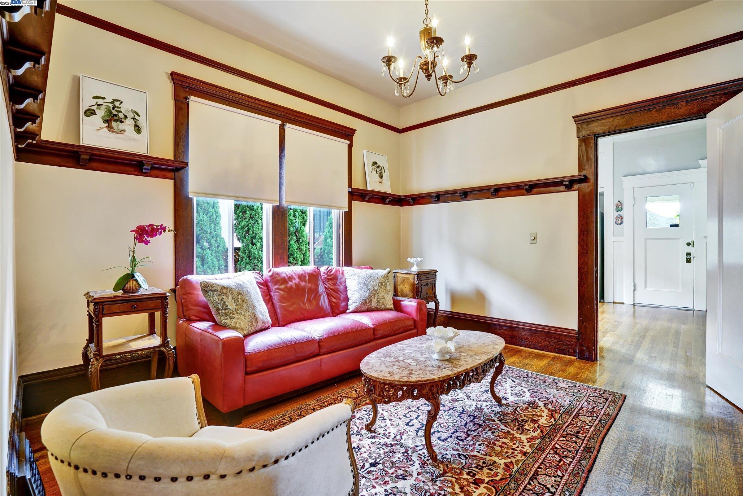 Detail Gallery Image 23 of 51 For 2056 Santa Clara Ave, Alameda,  CA 94501 - 5 Beds | 1/2 Baths