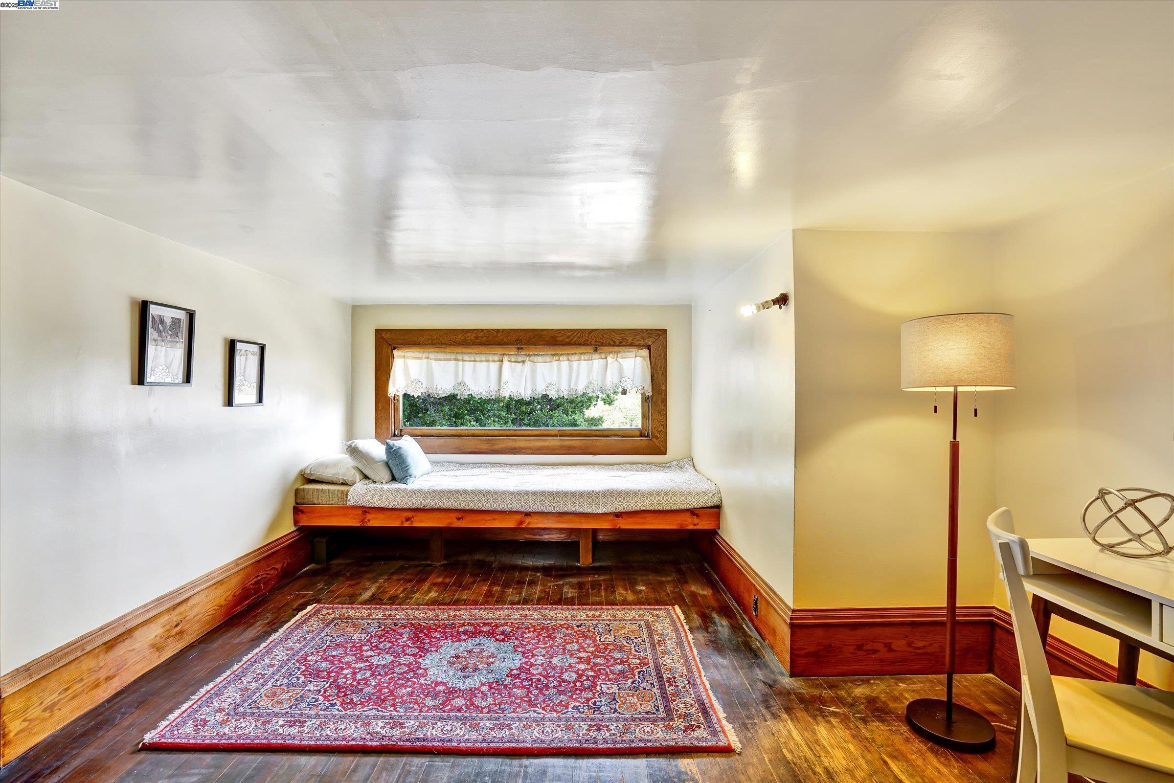 Detail Gallery Image 41 of 51 For 2056 Santa Clara Ave, Alameda,  CA 94501 - 5 Beds | 1/2 Baths