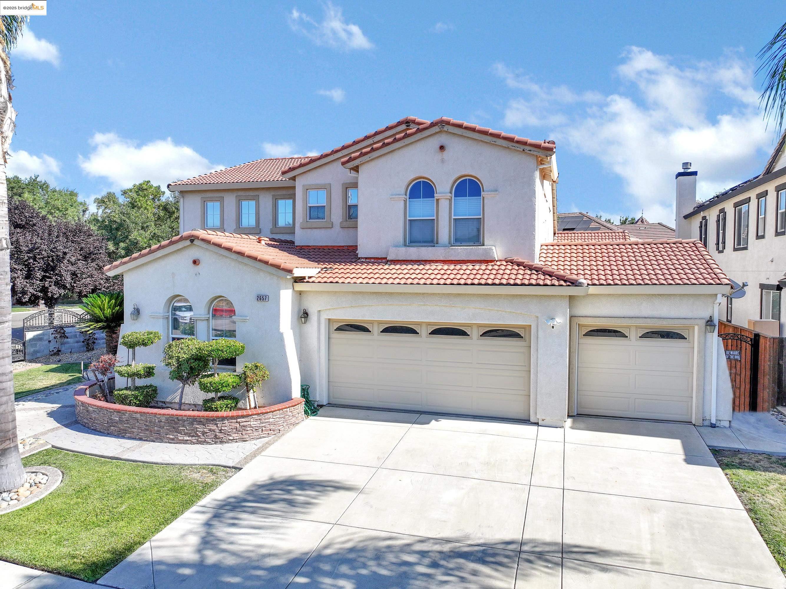 Detail Gallery Image 2 of 45 For 2657 Greystone Dr, Tracy,  CA 95377 - 5 Beds | 3/1 Baths