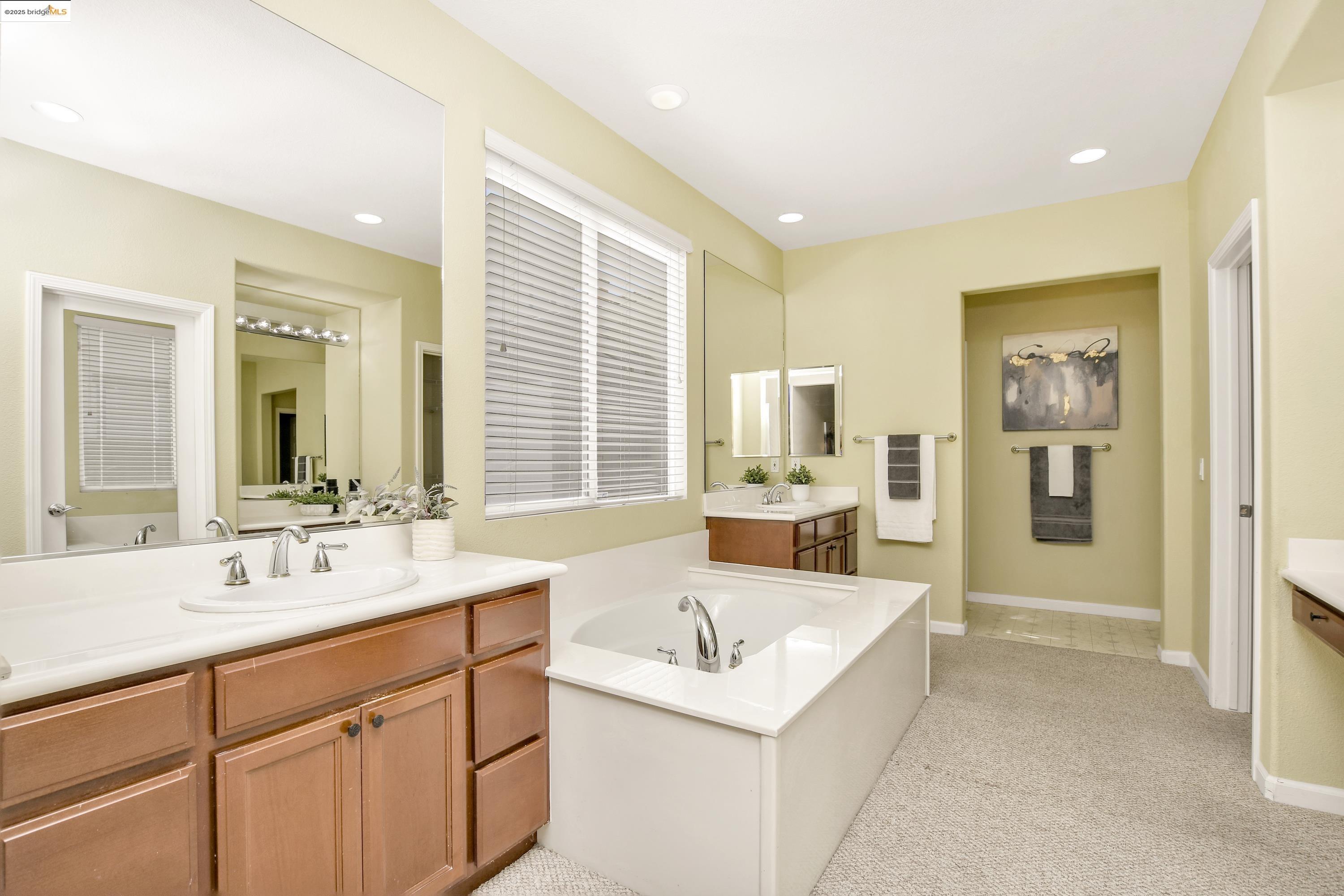 Detail Gallery Image 18 of 45 For 2657 Greystone Dr, Tracy,  CA 95377 - 5 Beds | 3/1 Baths