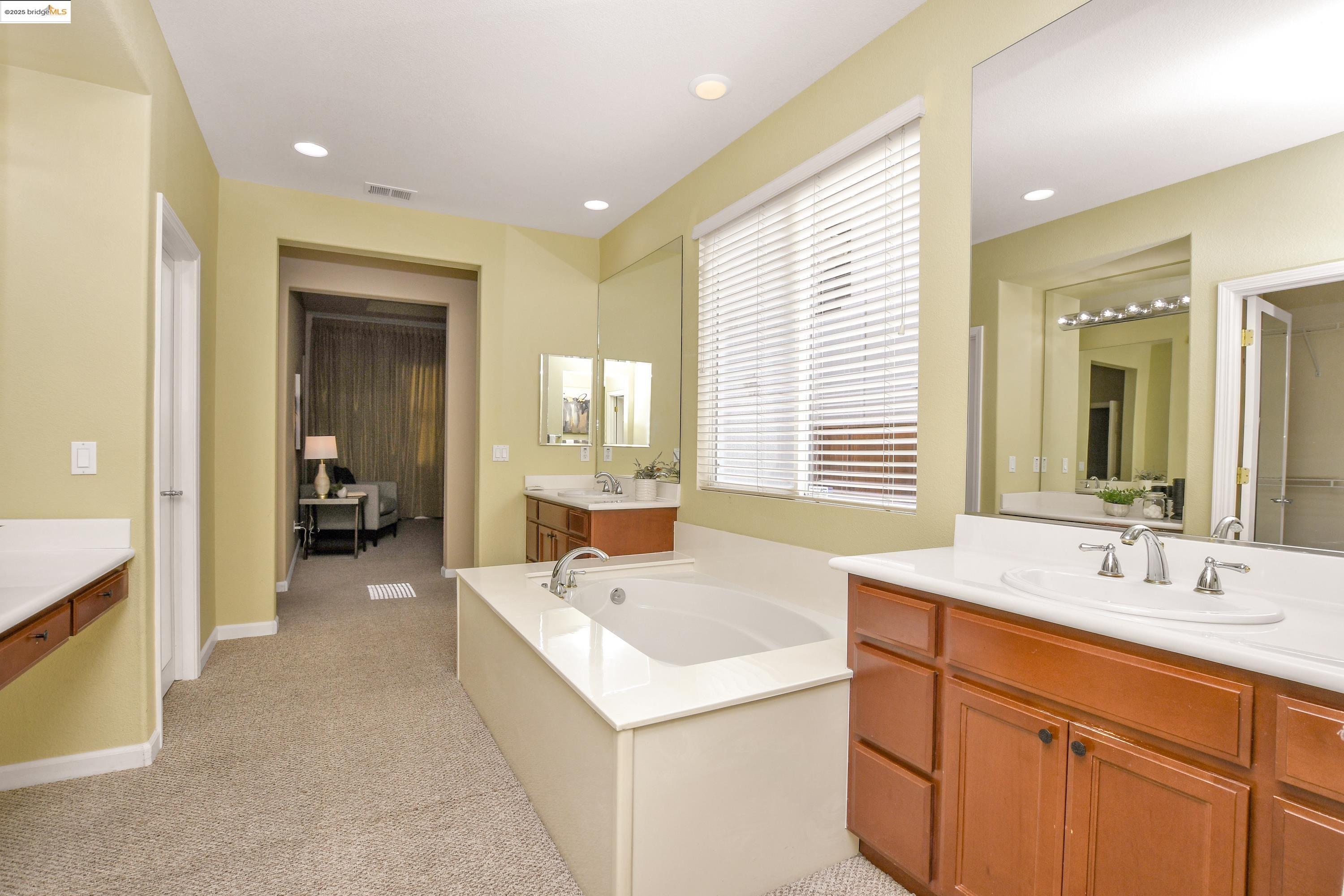 Detail Gallery Image 19 of 45 For 2657 Greystone Dr, Tracy,  CA 95377 - 5 Beds | 3/1 Baths