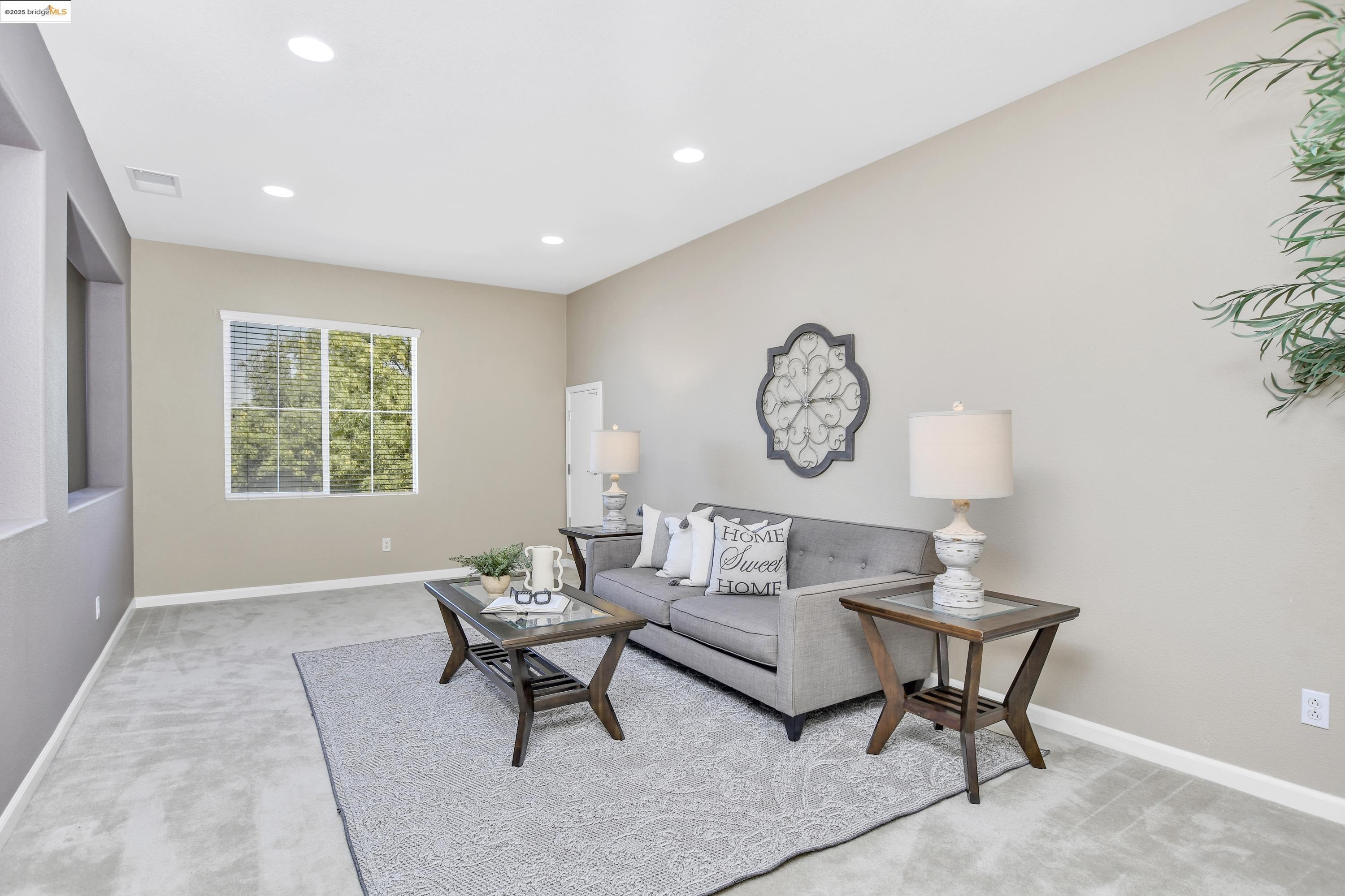 Detail Gallery Image 24 of 45 For 2657 Greystone Dr, Tracy,  CA 95377 - 5 Beds | 3/1 Baths