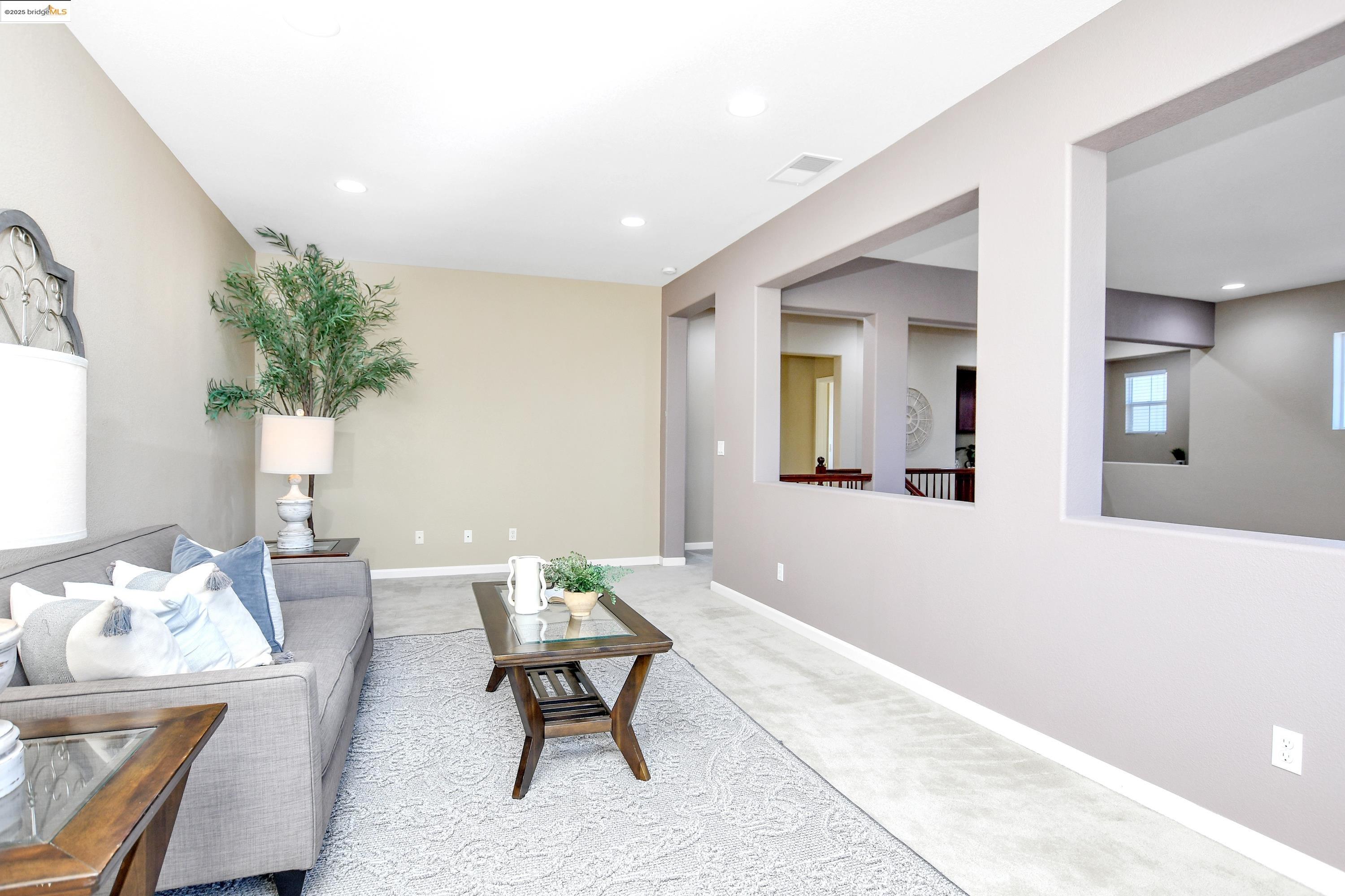 Detail Gallery Image 25 of 45 For 2657 Greystone Dr, Tracy,  CA 95377 - 5 Beds | 3/1 Baths