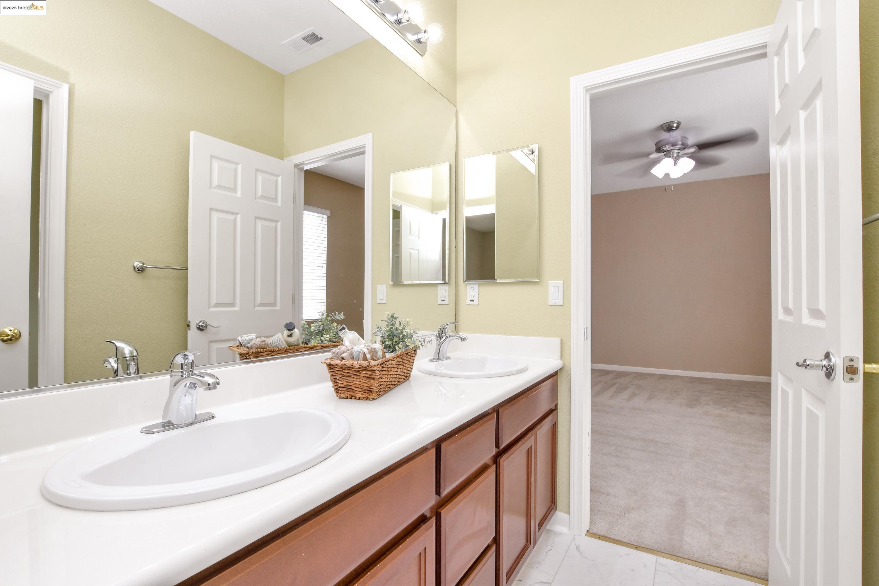 Detail Gallery Image 32 of 45 For 2657 Greystone Dr, Tracy,  CA 95377 - 5 Beds | 3/1 Baths