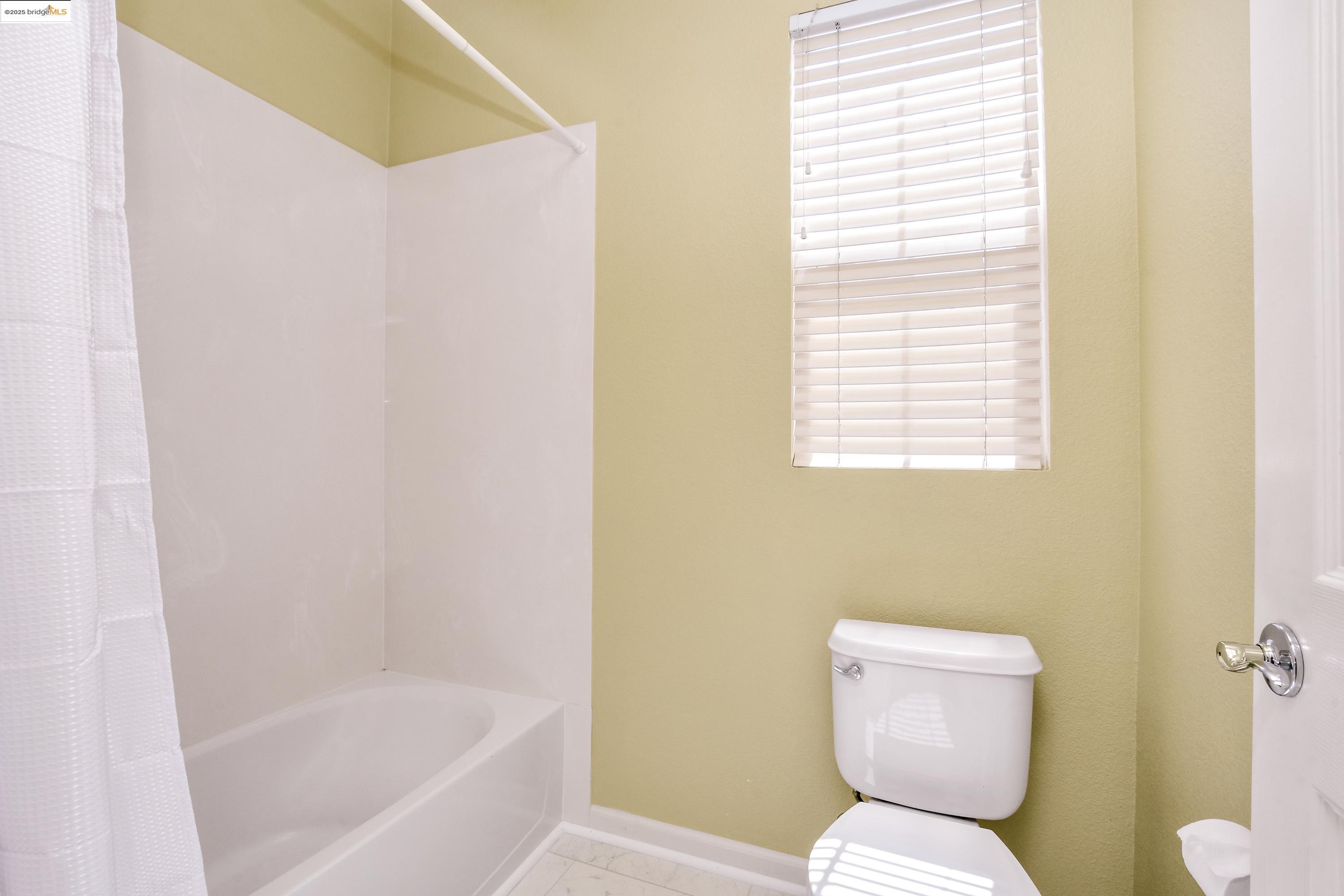 Detail Gallery Image 33 of 45 For 2657 Greystone Dr, Tracy,  CA 95377 - 5 Beds | 3/1 Baths