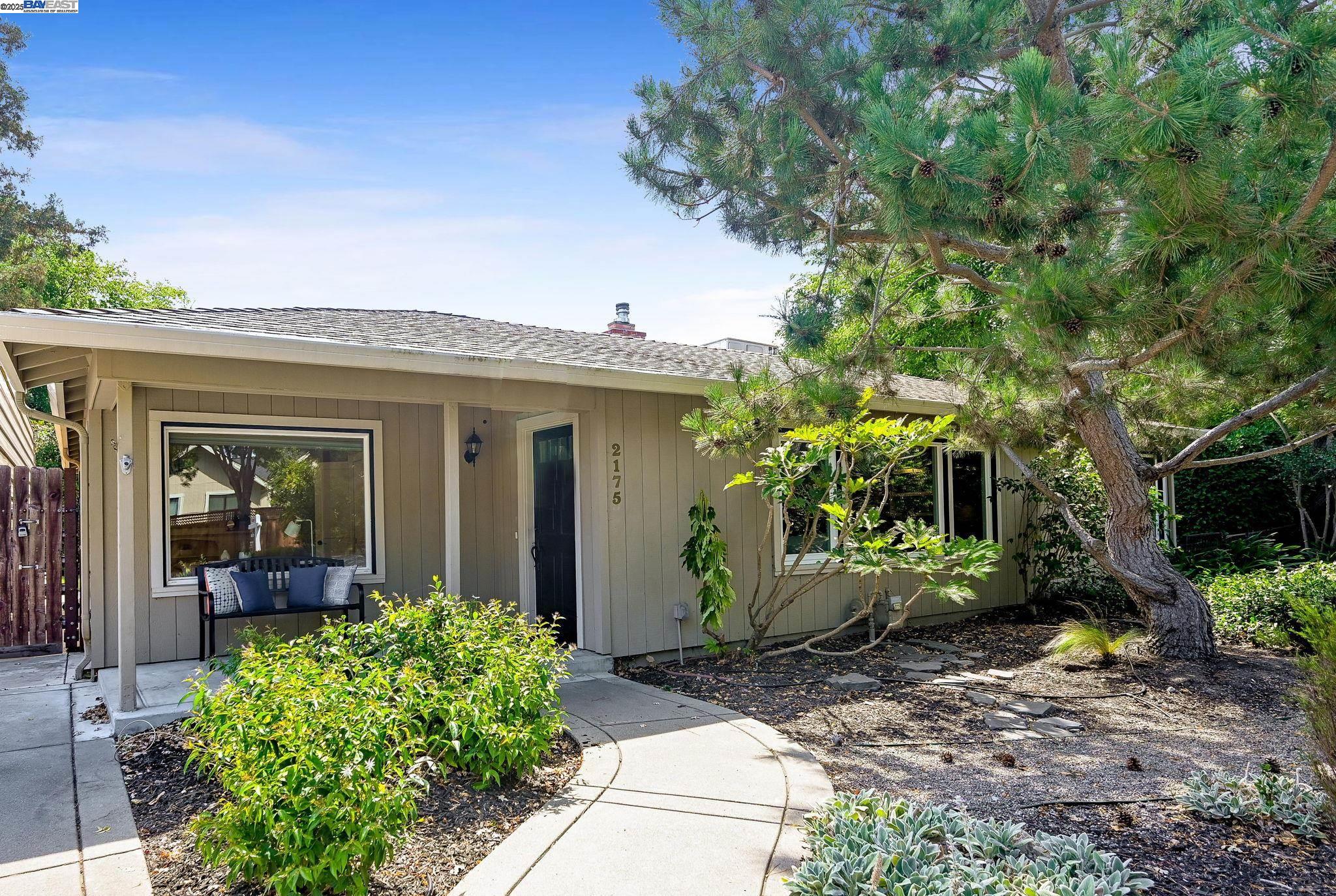 Front Image Thumbnail for BE41105576