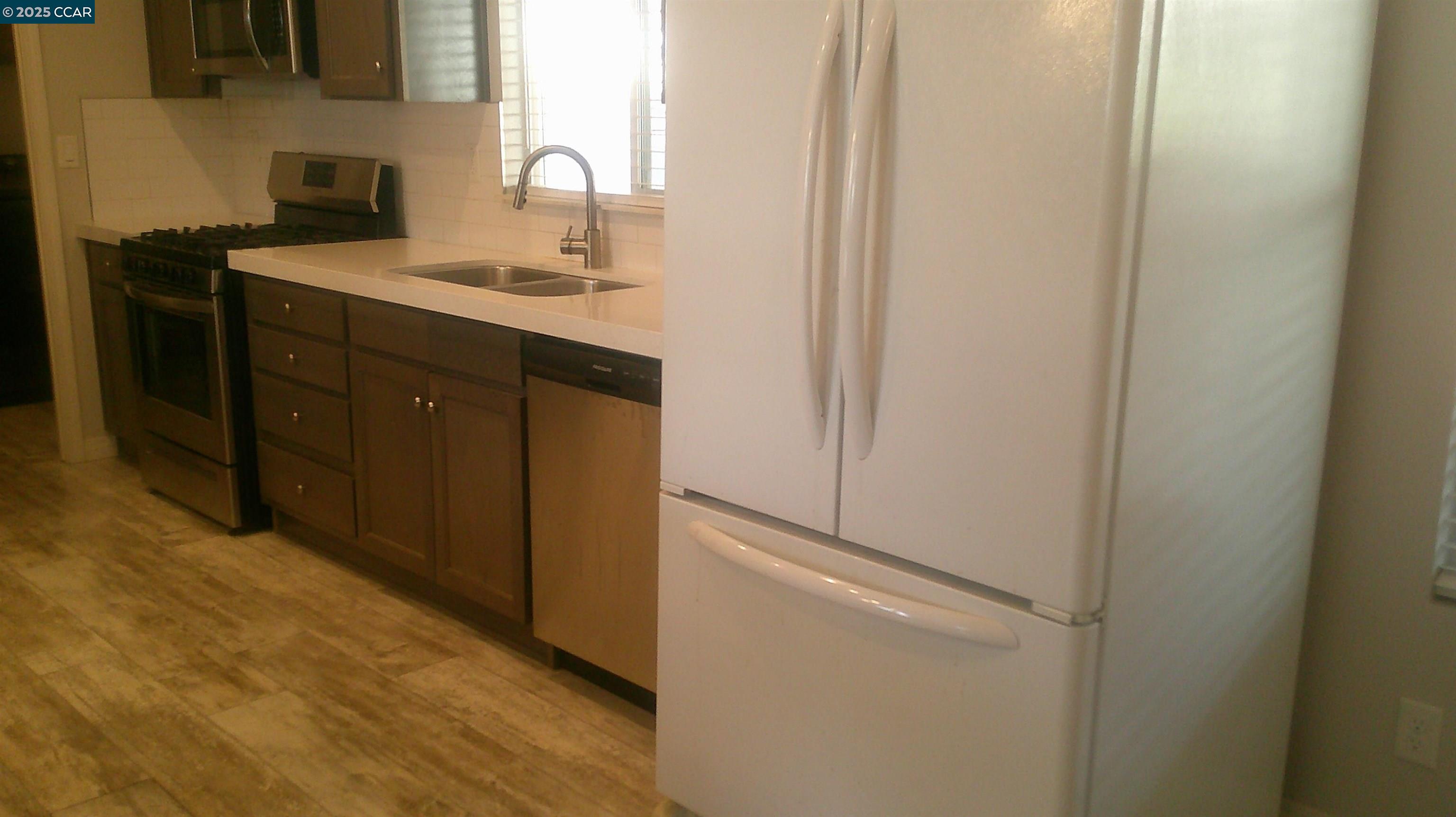 Detail Gallery Image 3 of 26 For 16711 Marsh Creek Rd. #68,  Clayton,  CA 94517 - 4 Beds | 2 Baths