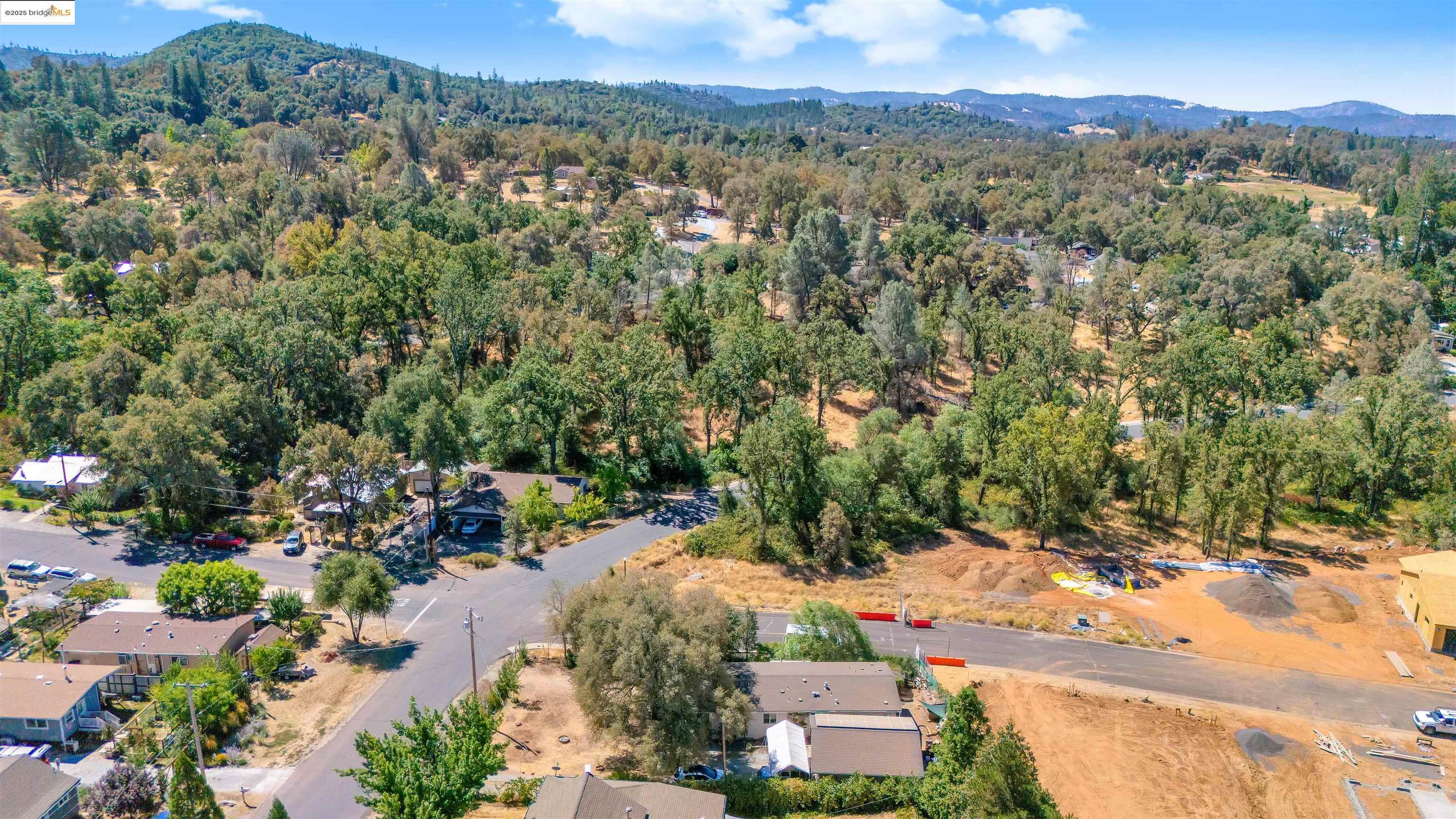 Detail Gallery Image 29 of 59 For 18410 Oak St, Tuolumne,  CA 95379-9608 - 3 Beds | 2 Baths