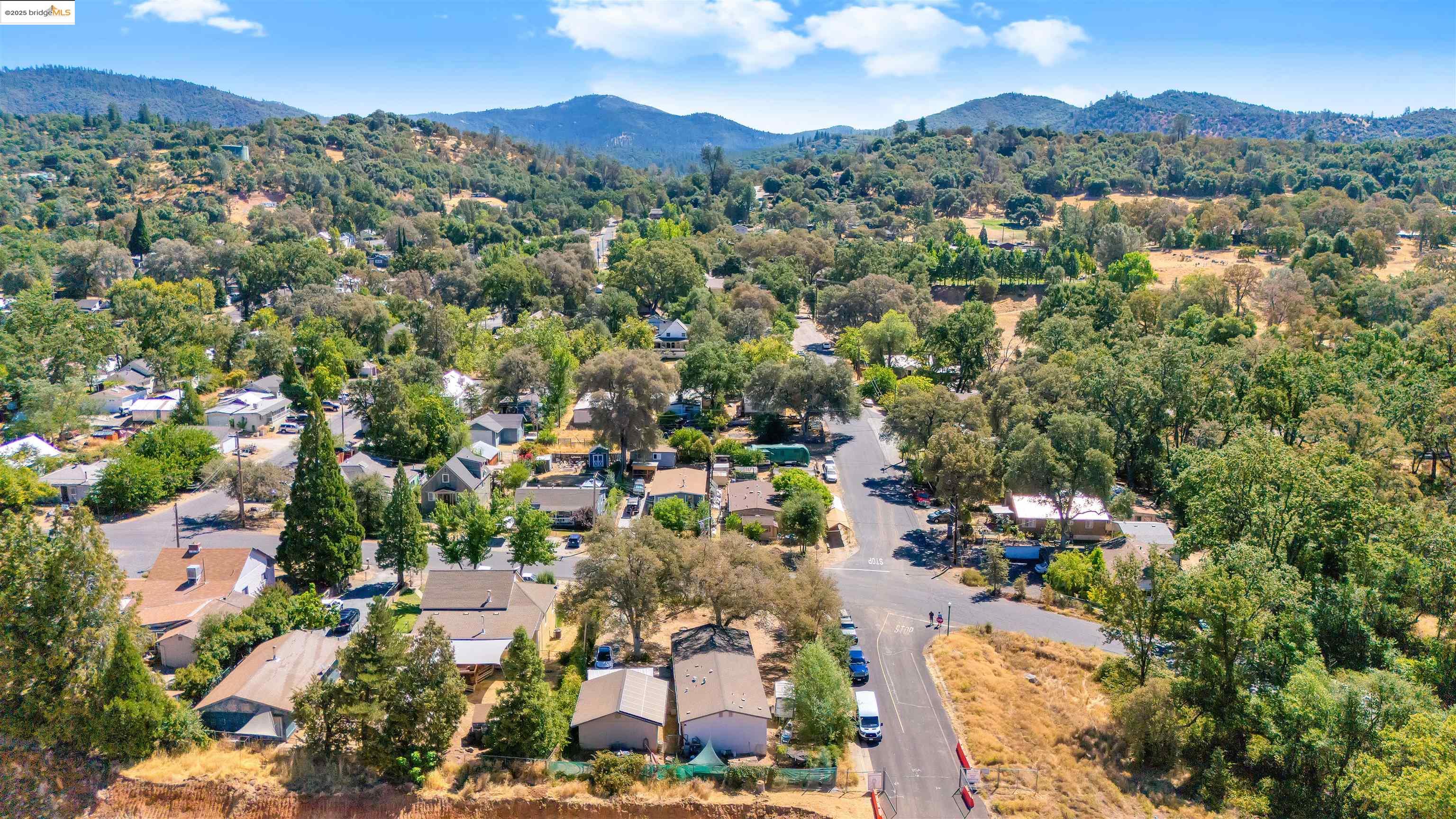 Detail Gallery Image 30 of 59 For 18410 Oak St, Tuolumne,  CA 95379-9608 - 3 Beds | 2 Baths