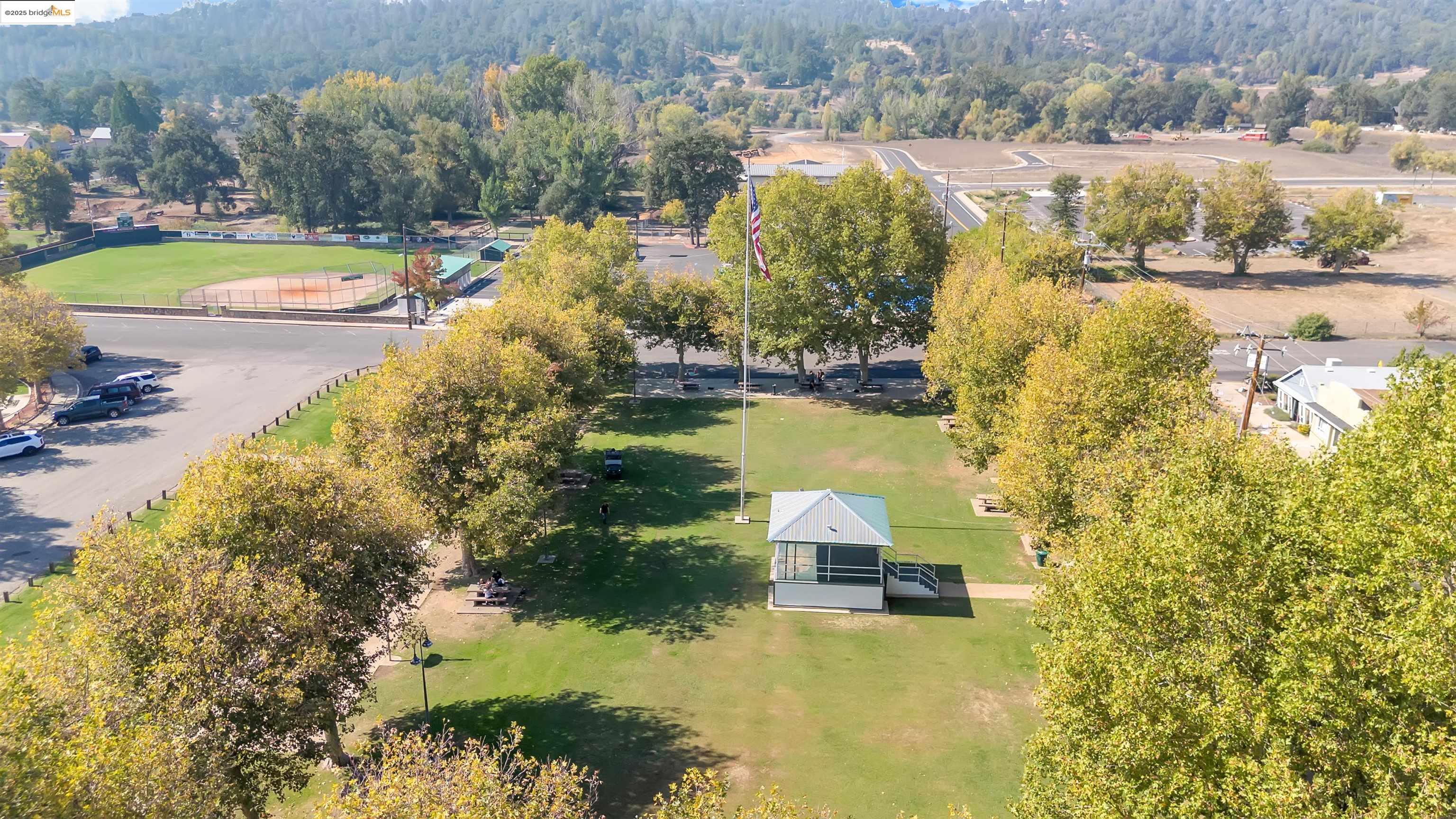 Detail Gallery Image 58 of 59 For 18410 Oak St, Tuolumne,  CA 95379-9608 - 3 Beds | 2 Baths