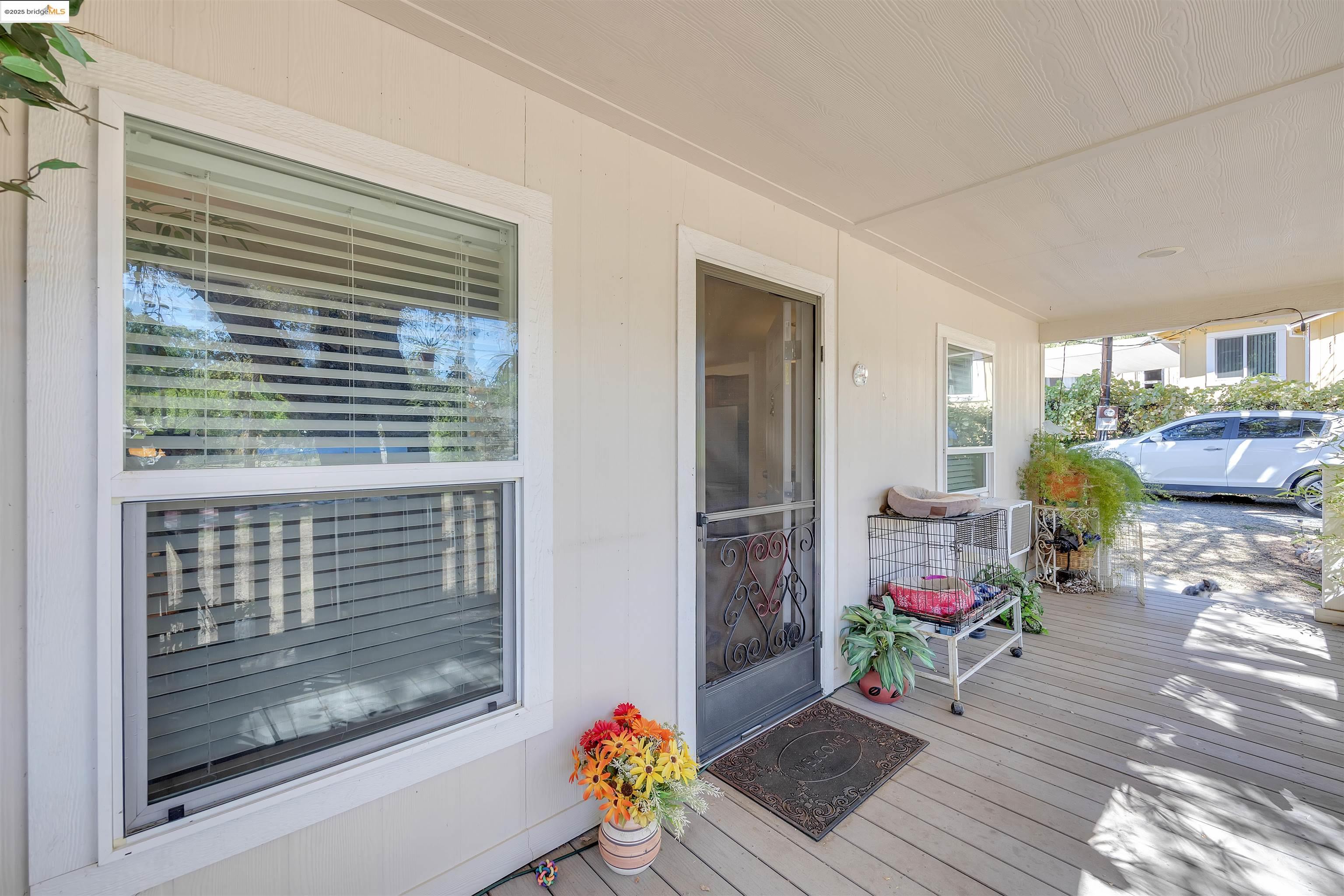 Detail Gallery Image 8 of 59 For 18410 Oak St, Tuolumne,  CA 95379-9608 - 3 Beds | 2 Baths