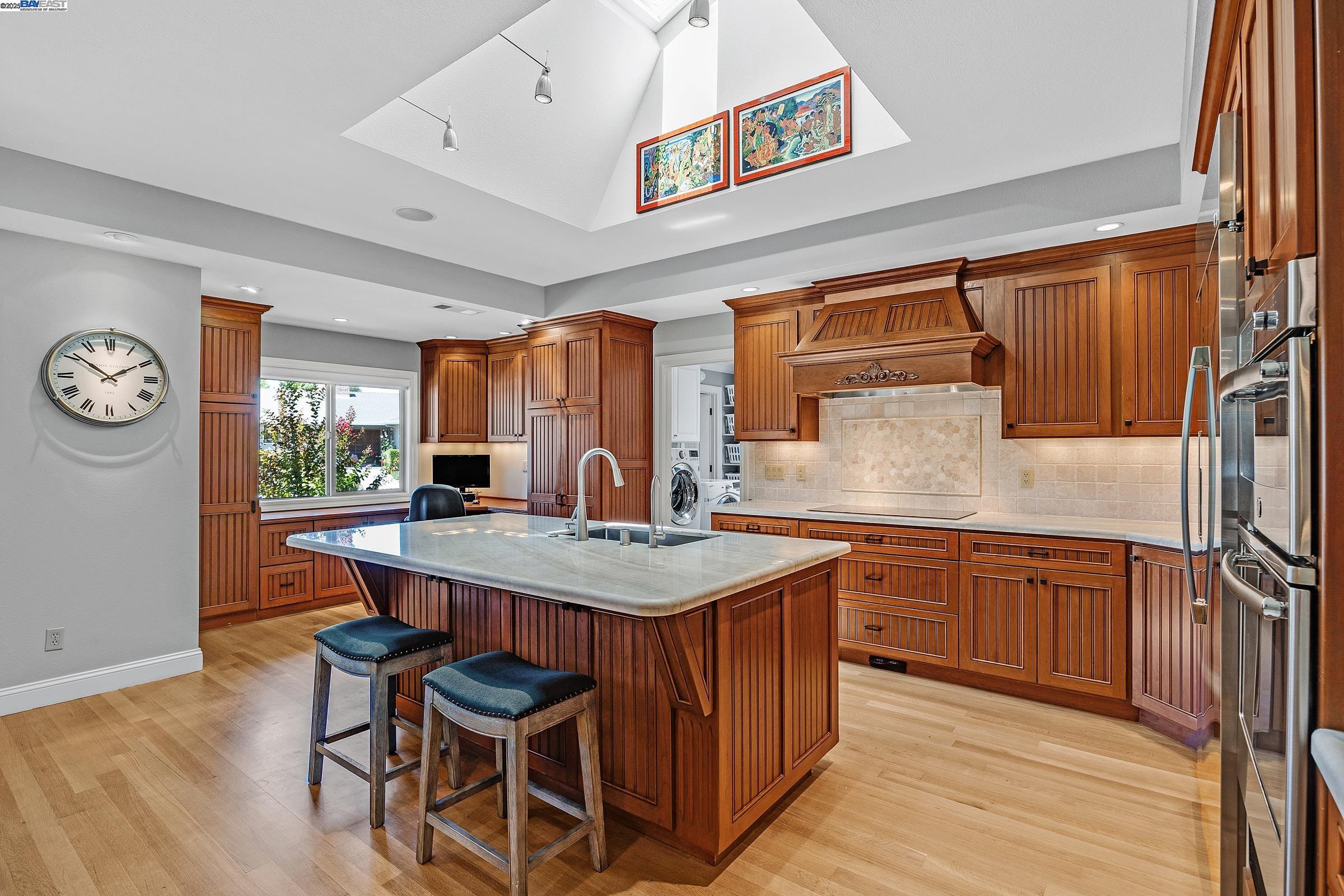 Detail Gallery Image 12 of 60 For 6536 Hanover Ct, Pleasanton,  CA 94566 - 4 Beds | 3 Baths