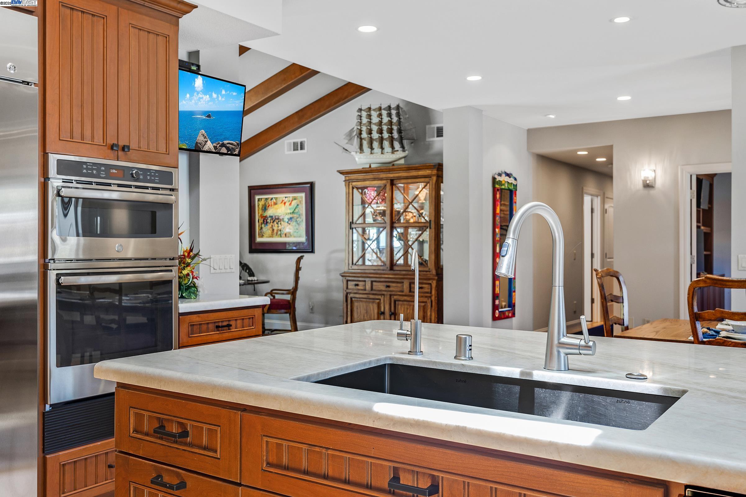 Detail Gallery Image 17 of 60 For 6536 Hanover Ct, Pleasanton,  CA 94566 - 4 Beds | 3 Baths