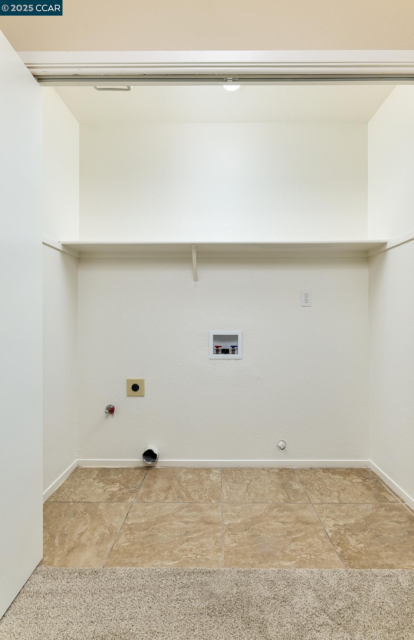 Detail Gallery Image 18 of 21 For 715 E Century Pl, Lodi,  CA 95240 - 3 Beds | 2 Baths