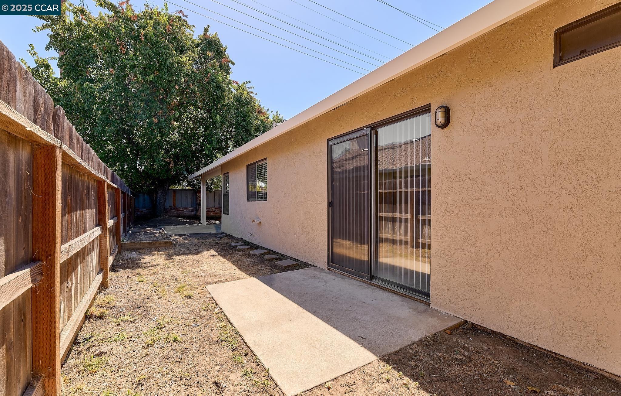 Detail Gallery Image 21 of 21 For 715 E Century Pl, Lodi,  CA 95240 - 3 Beds | 2 Baths