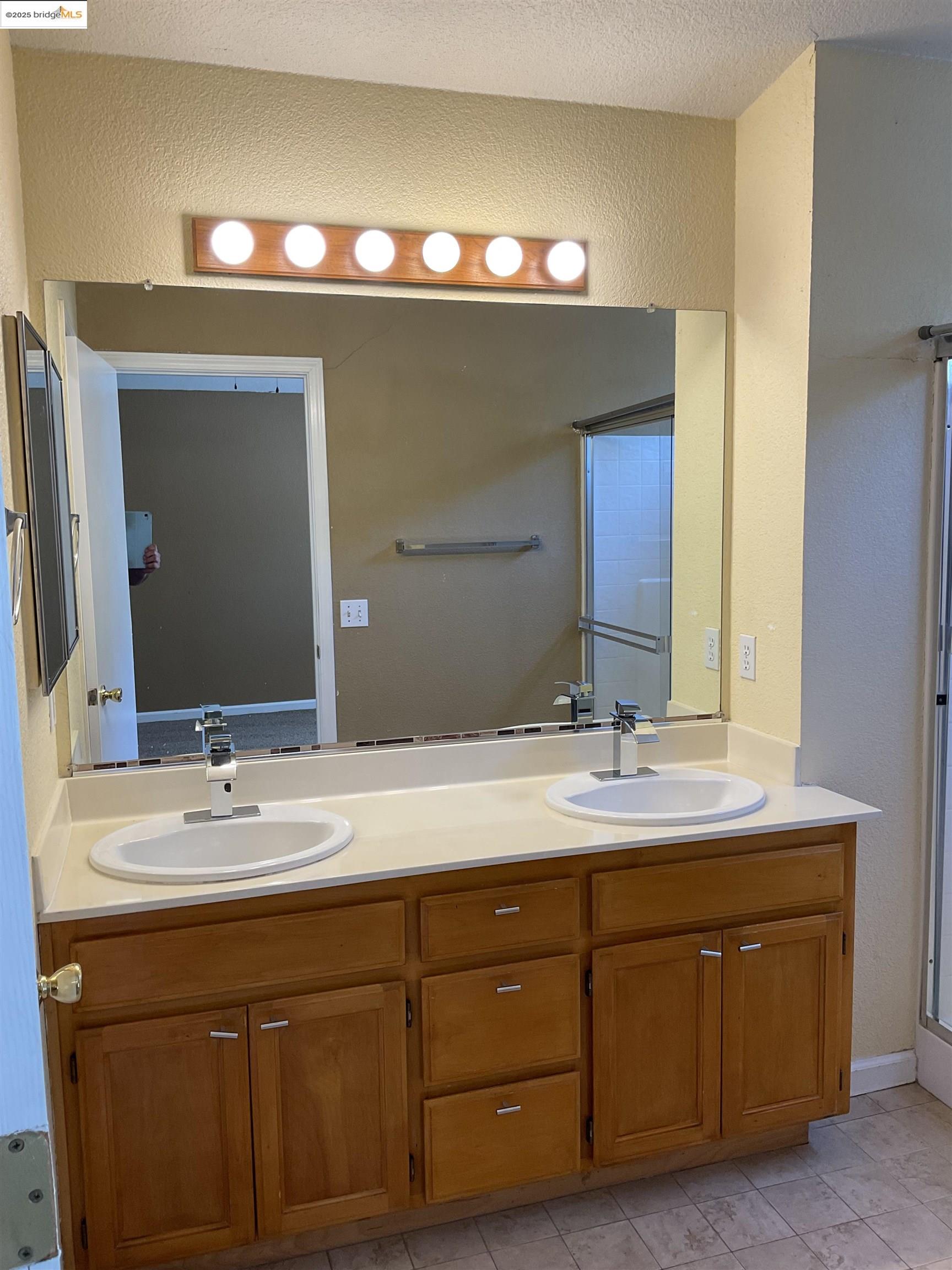 Detail Gallery Image 11 of 12 For 5196 Tehachapi Court, Antioch,  CA 94531-8823 - 3 Beds | 2 Baths