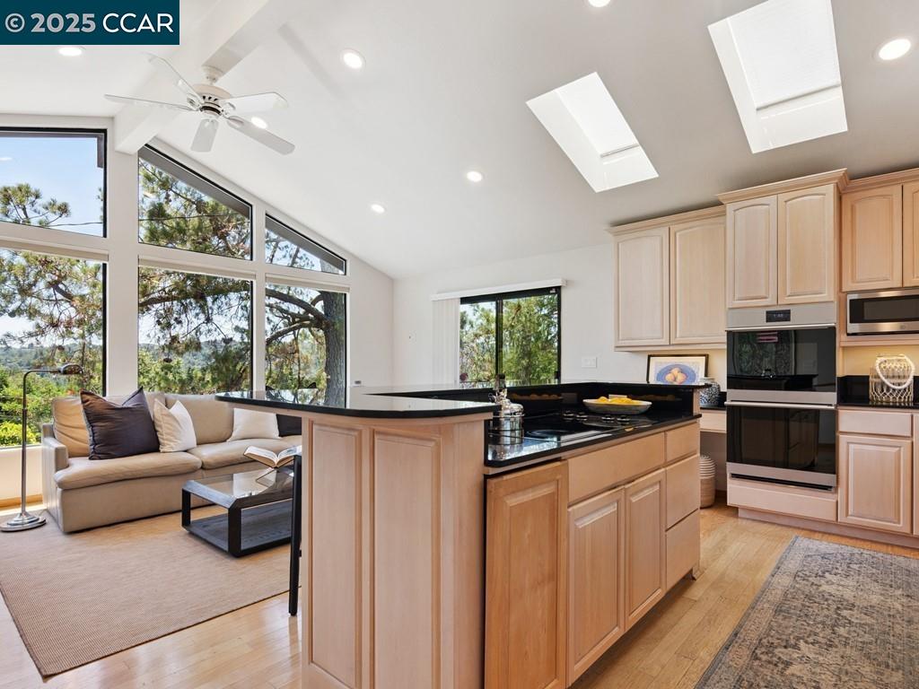 1138 Orchard Rd, Lafayette, California 94549, 3 Bedrooms Bedrooms, 7 Rooms Rooms,3 BathroomsBathrooms,Residential,For Sale,1138 Orchard Rd,41105611