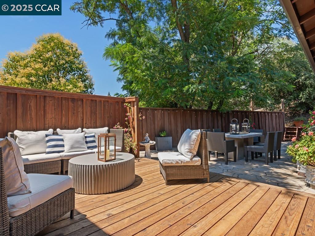 1138 Orchard Rd, Lafayette, California 94549, 3 Bedrooms Bedrooms, 7 Rooms Rooms,3 BathroomsBathrooms,Residential,For Sale,1138 Orchard Rd,41105611