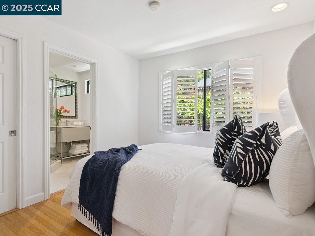 1138 Orchard Rd, Lafayette, California 94549, 3 Bedrooms Bedrooms, 7 Rooms Rooms,3 BathroomsBathrooms,Residential,For Sale,1138 Orchard Rd,41105611