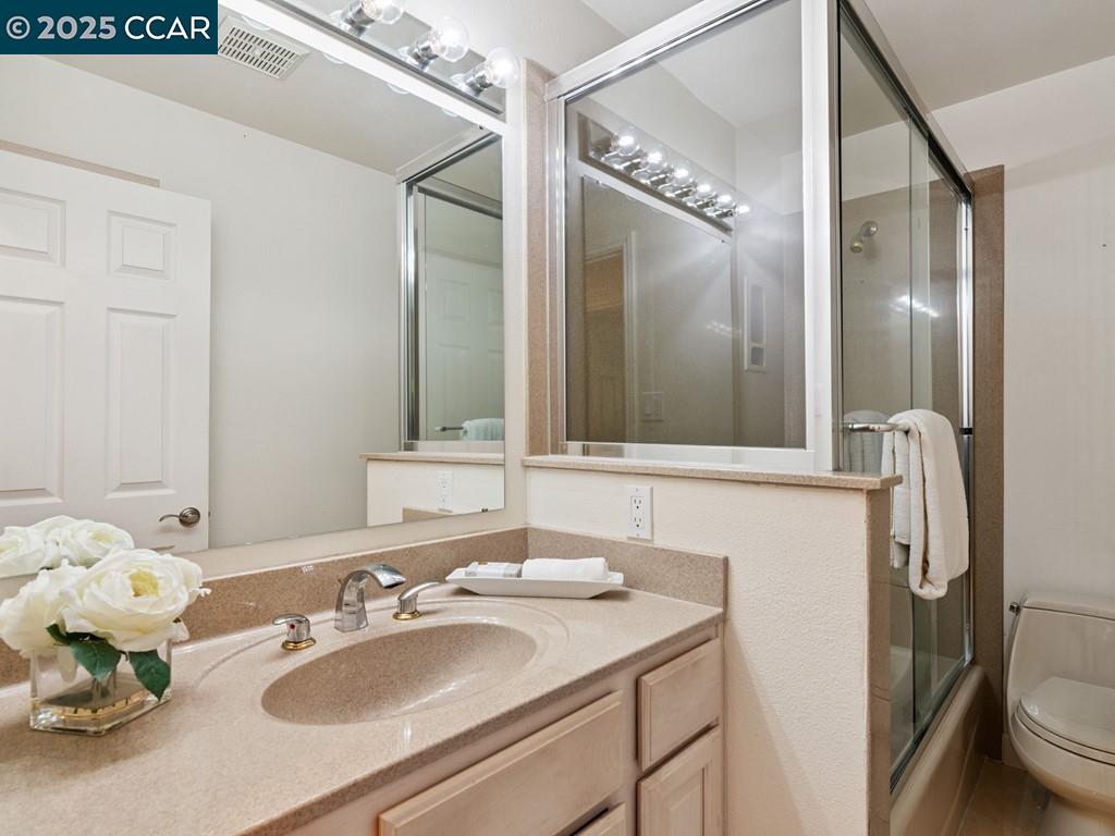 1138 Orchard Rd, Lafayette, California 94549, 3 Bedrooms Bedrooms, 7 Rooms Rooms,3 BathroomsBathrooms,Residential,For Sale,1138 Orchard Rd,41105611
