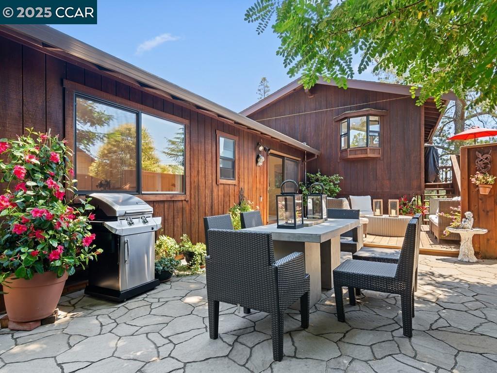 1138 Orchard Rd, Lafayette, California 94549, 3 Bedrooms Bedrooms, 7 Rooms Rooms,3 BathroomsBathrooms,Residential,For Sale,1138 Orchard Rd,41105611