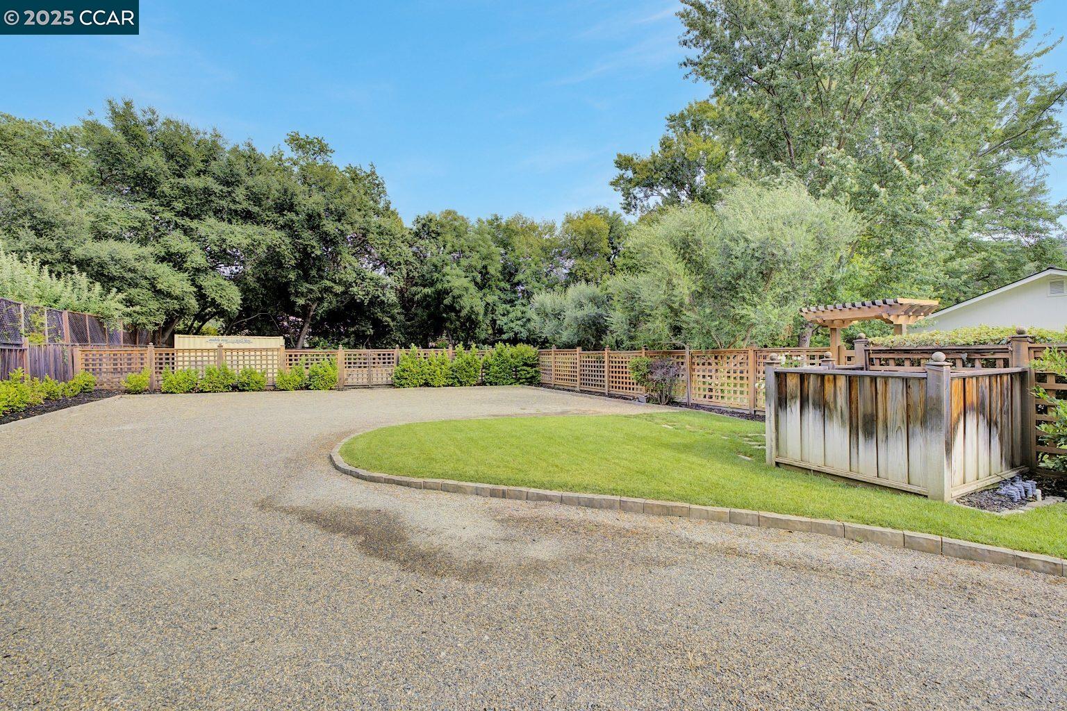 Detail Gallery Image 5 of 14 For 11 San Andreas Dr, Danville,  CA 94506 - – Beds | – Baths