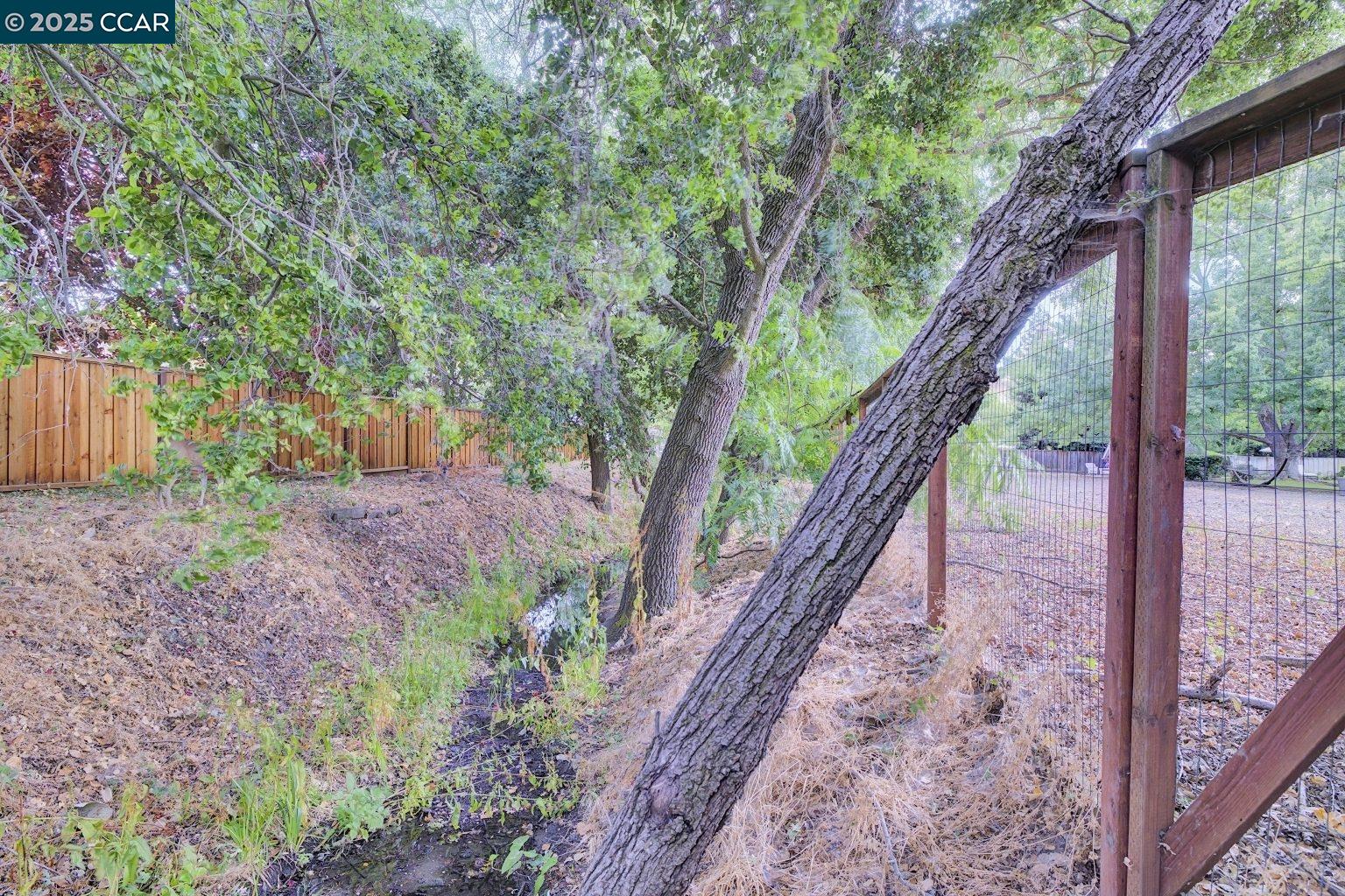 Detail Gallery Image 10 of 14 For 11 San Andreas Dr, Danville,  CA 94506 - – Beds | – Baths