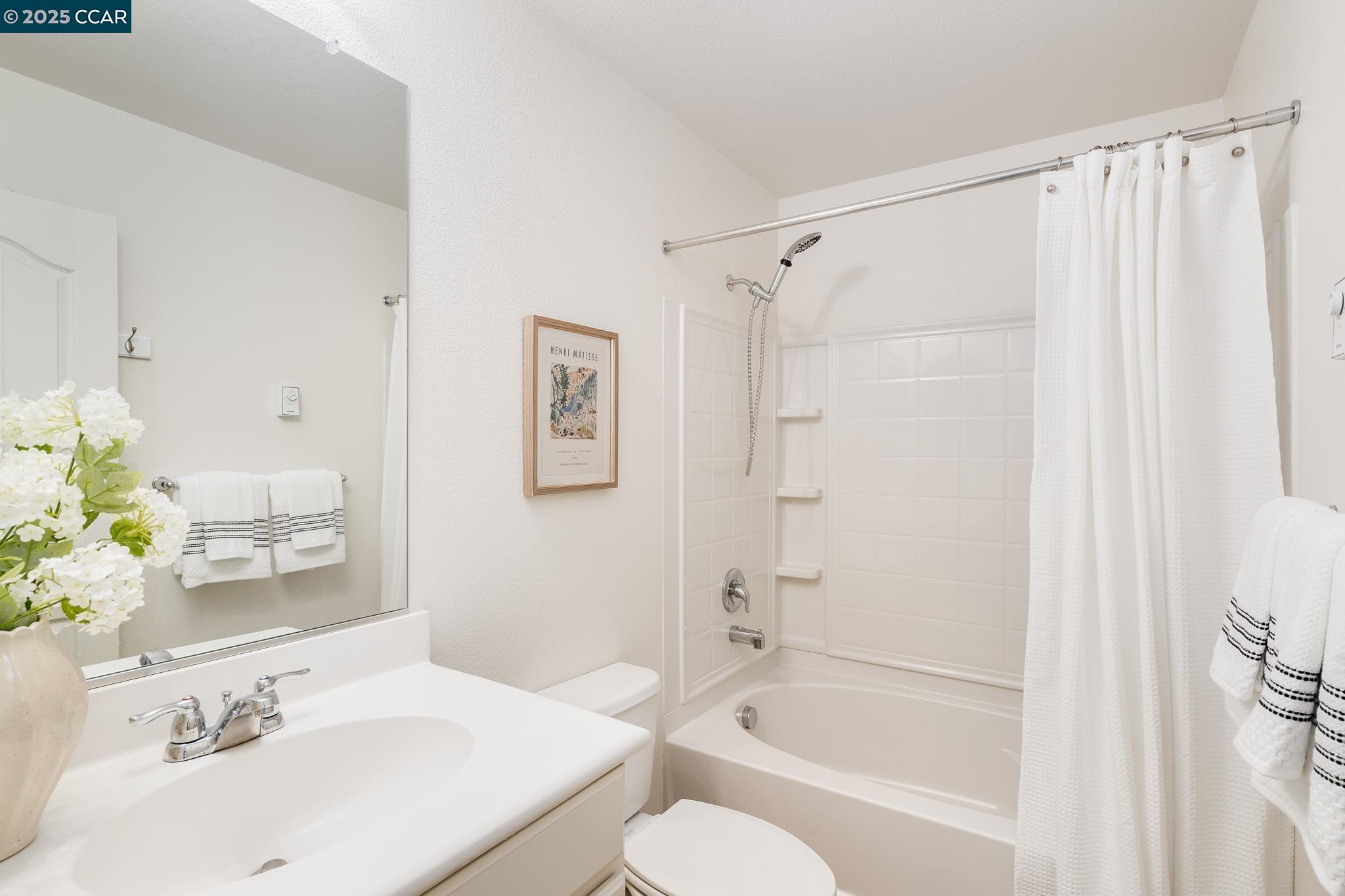 Photo #16: 41105618 Listing: Photo #16