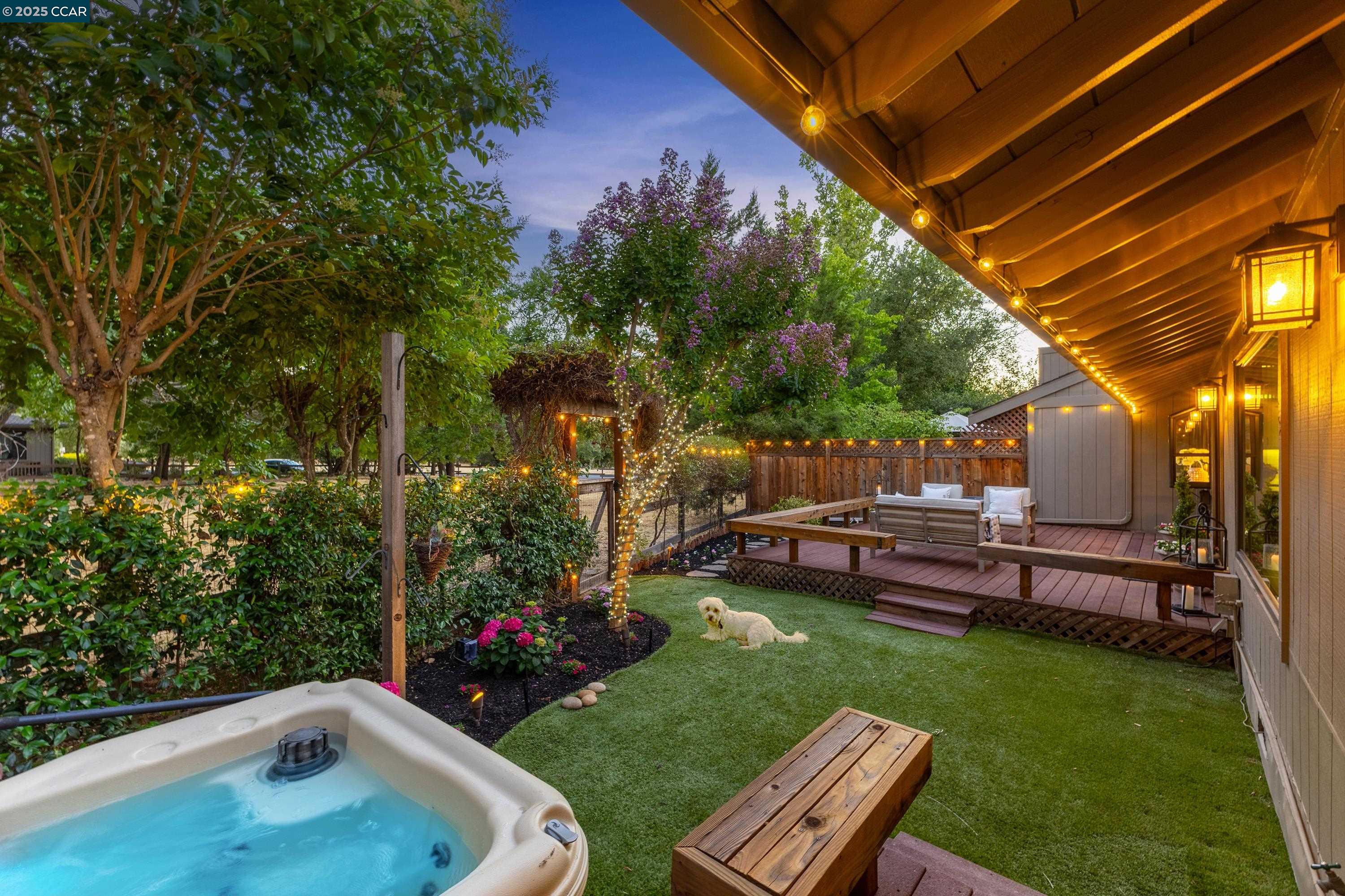 Photo #2: 41105620 Listing 