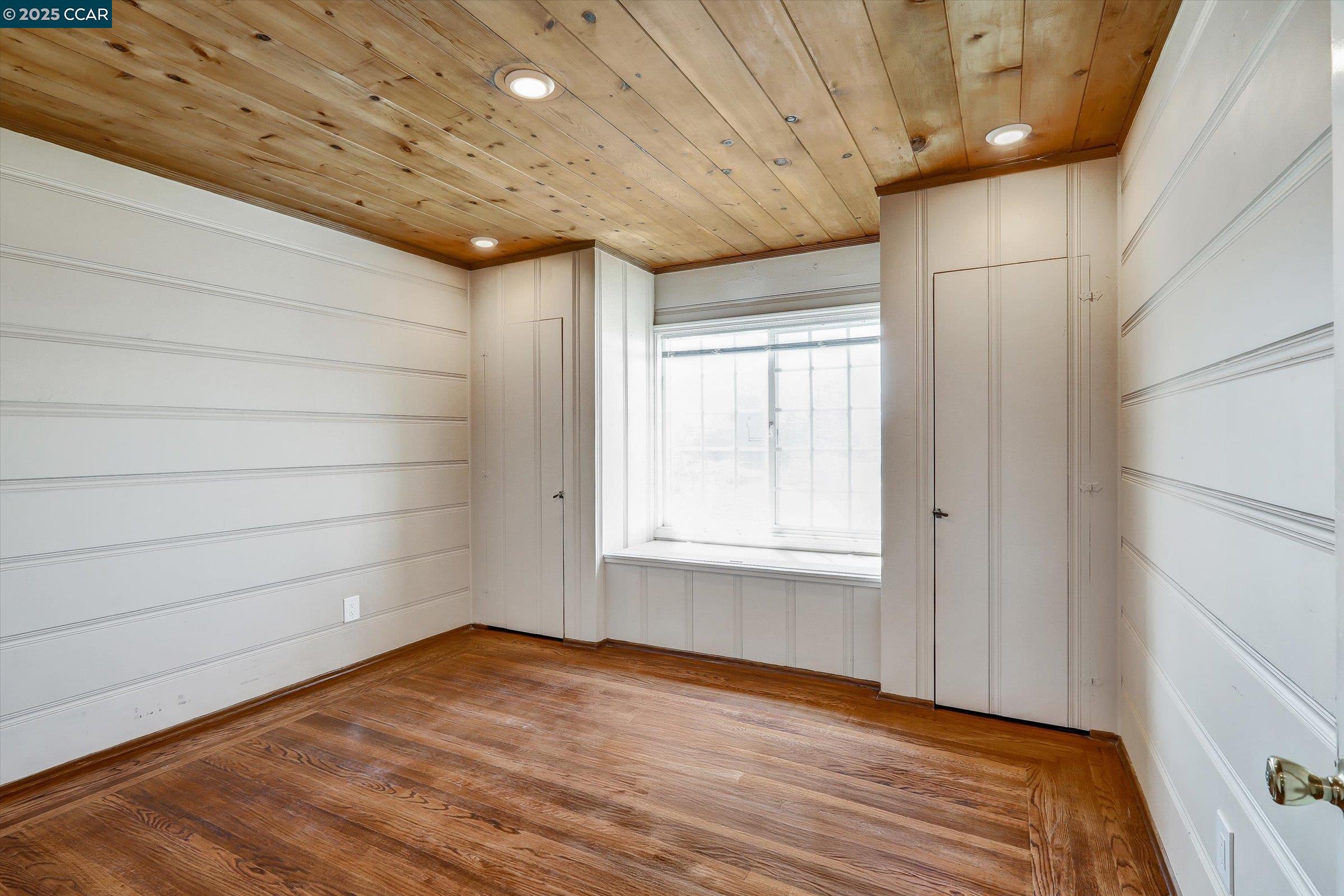 Detail Gallery Image 10 of 27 For 611 Amador St, Richmond,  CA 94805 - 5 Beds | 2 Baths