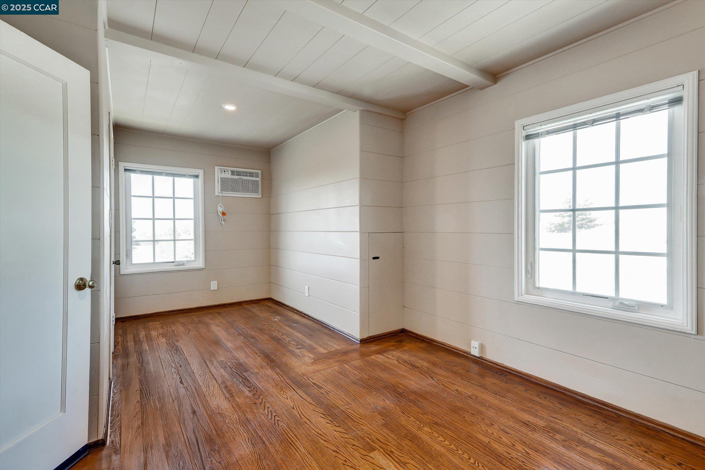 Detail Gallery Image 15 of 27 For 611 Amador St, Richmond,  CA 94805 - 5 Beds | 2 Baths