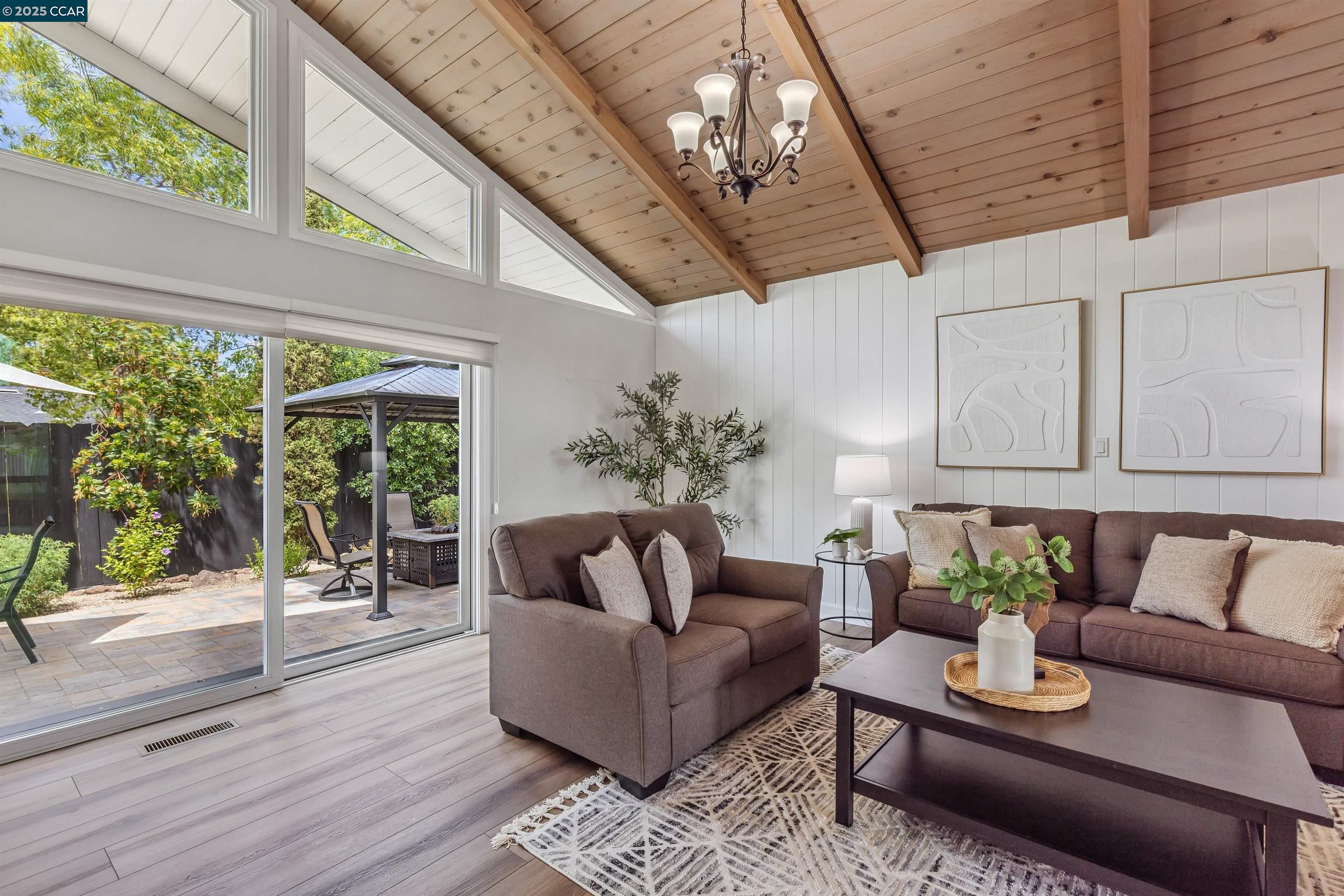 Detail Gallery Image 23 of 60 For 1838 Sunnyvale Ave, Walnut Creek,  CA 94597 - 4 Beds | 2 Baths