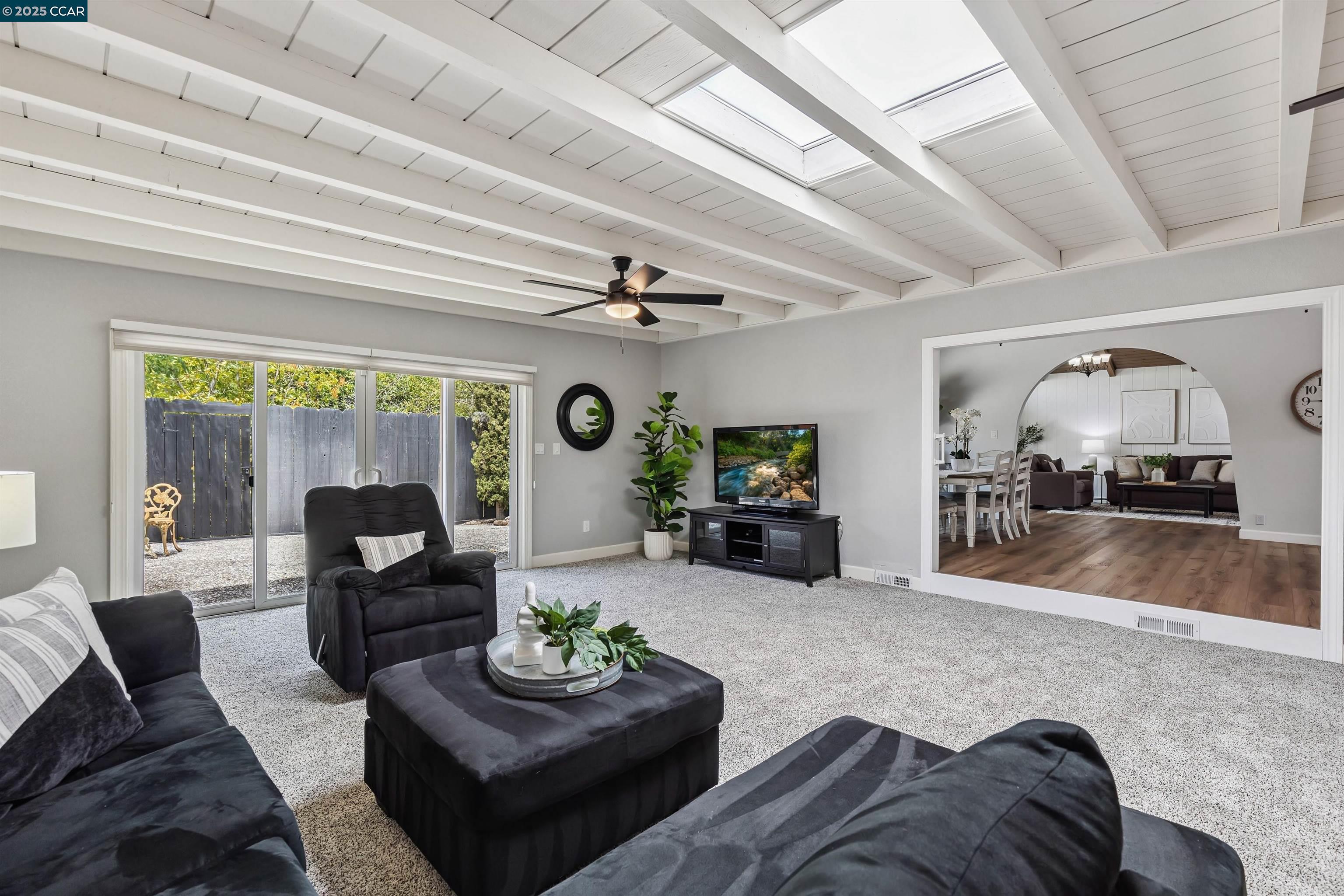 Detail Gallery Image 9 of 60 For 1838 Sunnyvale Ave, Walnut Creek,  CA 94597 - 4 Beds | 2 Baths