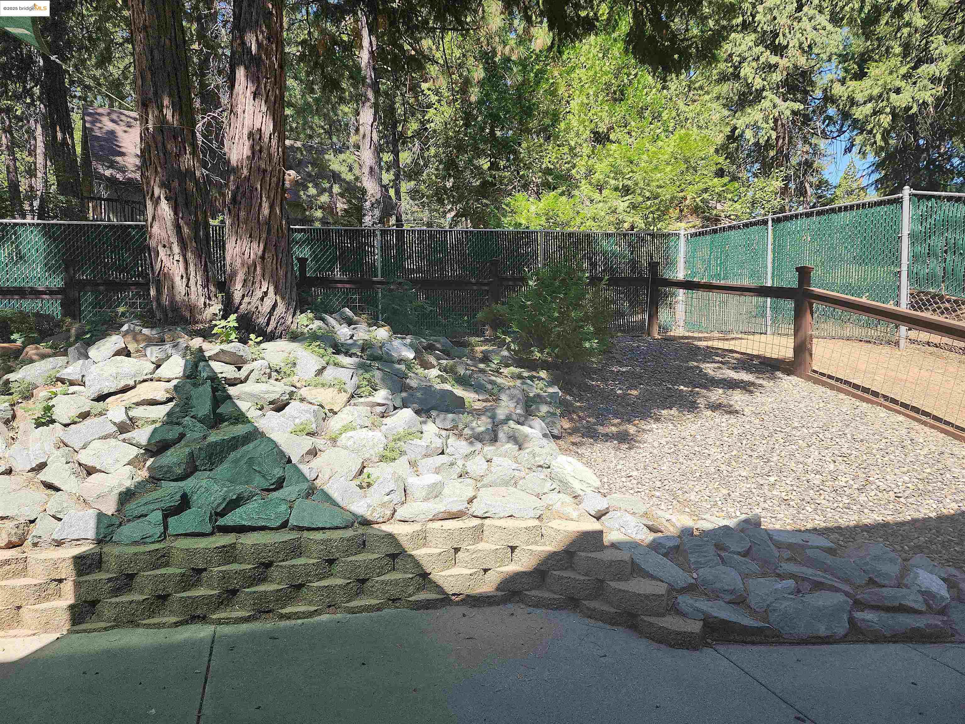 Detail Gallery Image 35 of 44 For 2136 Silver Drive, Arnold,  CA 95223-9575 - 3 Beds | 2/1 Baths