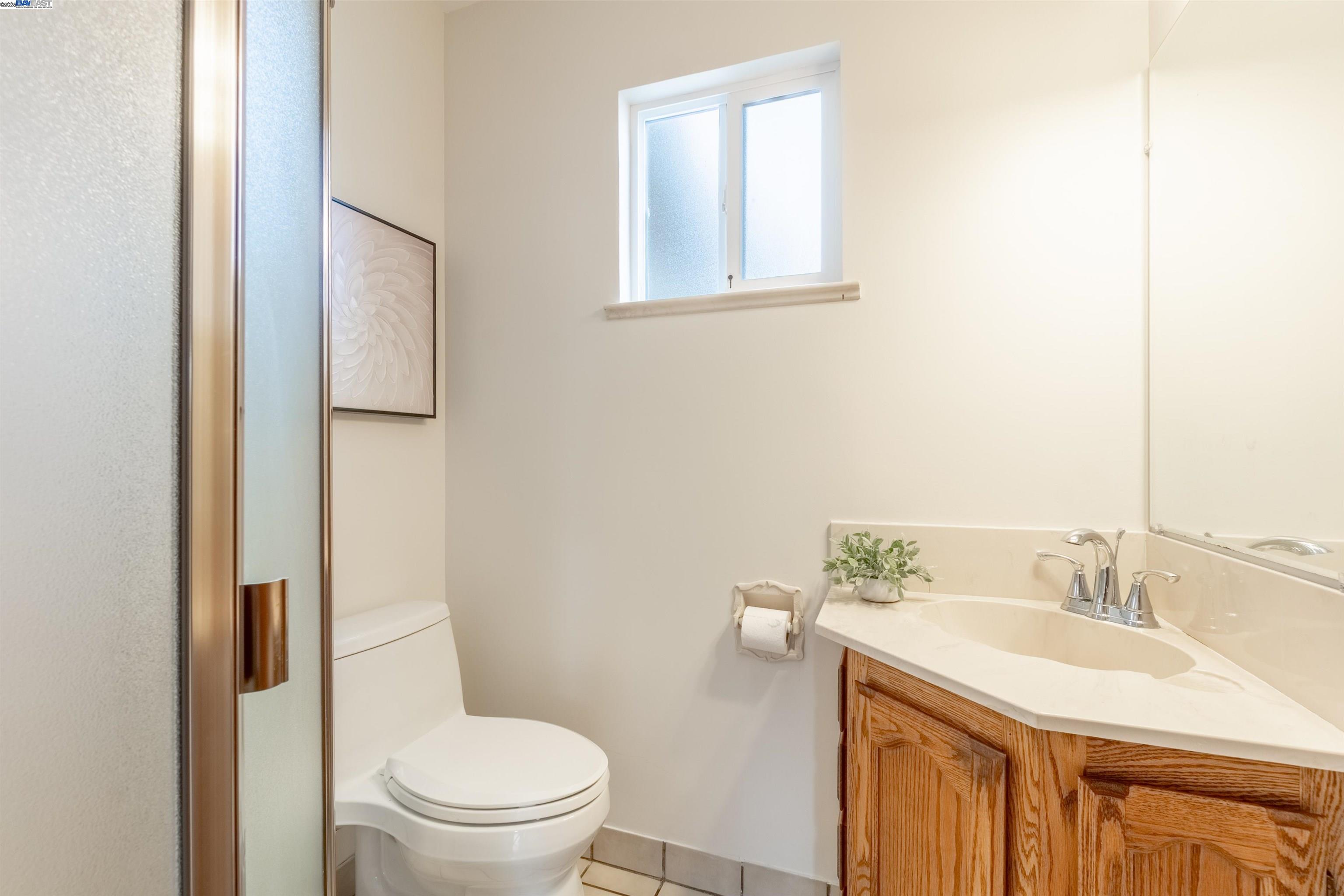 Detail Gallery Image 22 of 35 For 1875 Willow Ave, San Leandro,  CA 94579 - 3 Beds | 2 Baths