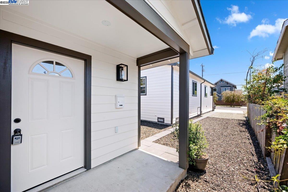 Detail Gallery Image 27 of 48 For 917 Channing Way, Berkeley,  CA 94710 - – Beds | – Baths