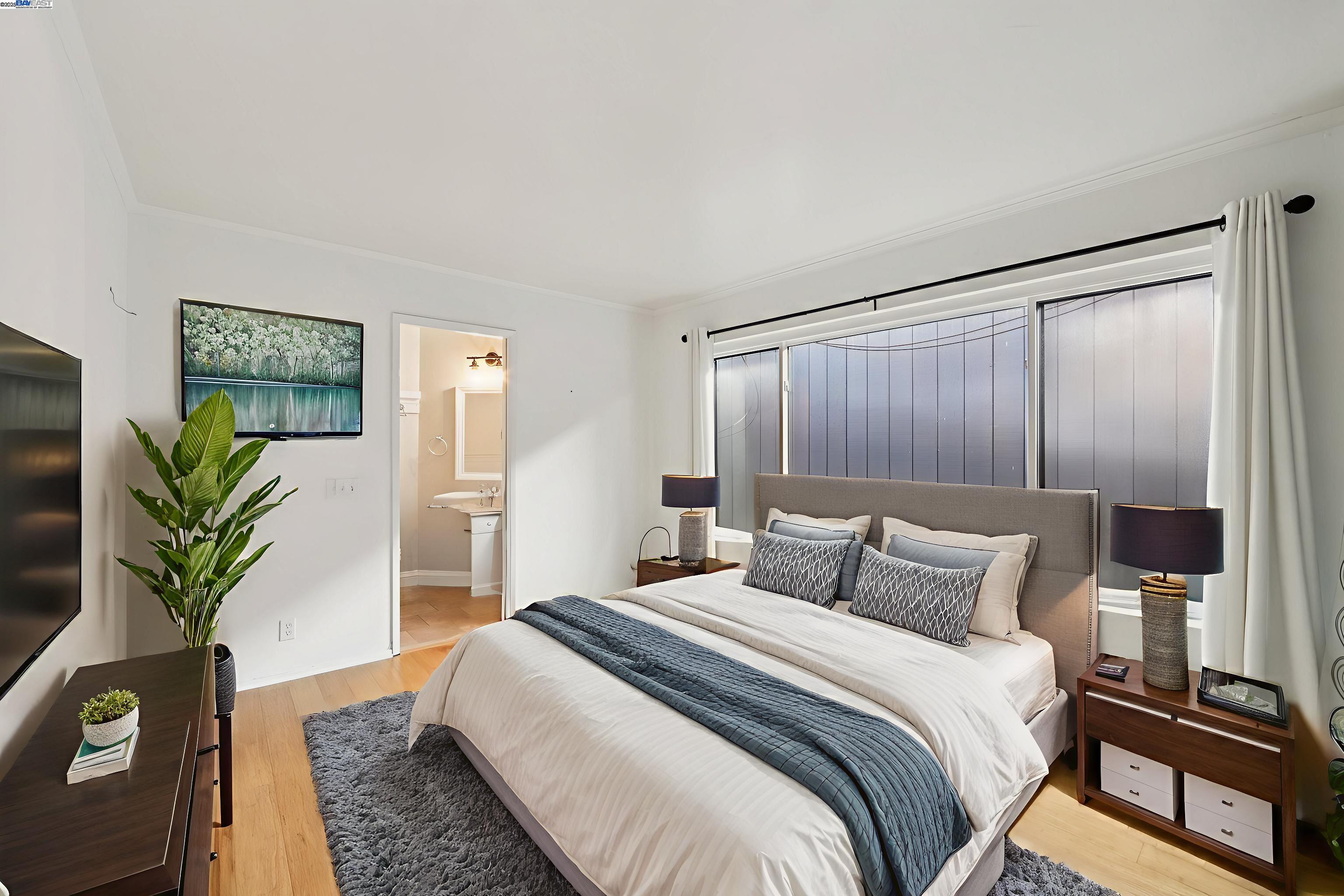 Detail Gallery Image 3 of 19 For 5400 Mountain Blvd #340,  Oakland,  CA 94619 - 2 Beds | 2 Baths